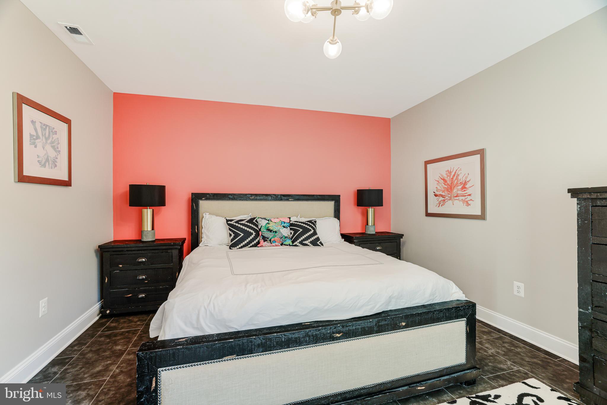 19247 Mill Site Pl