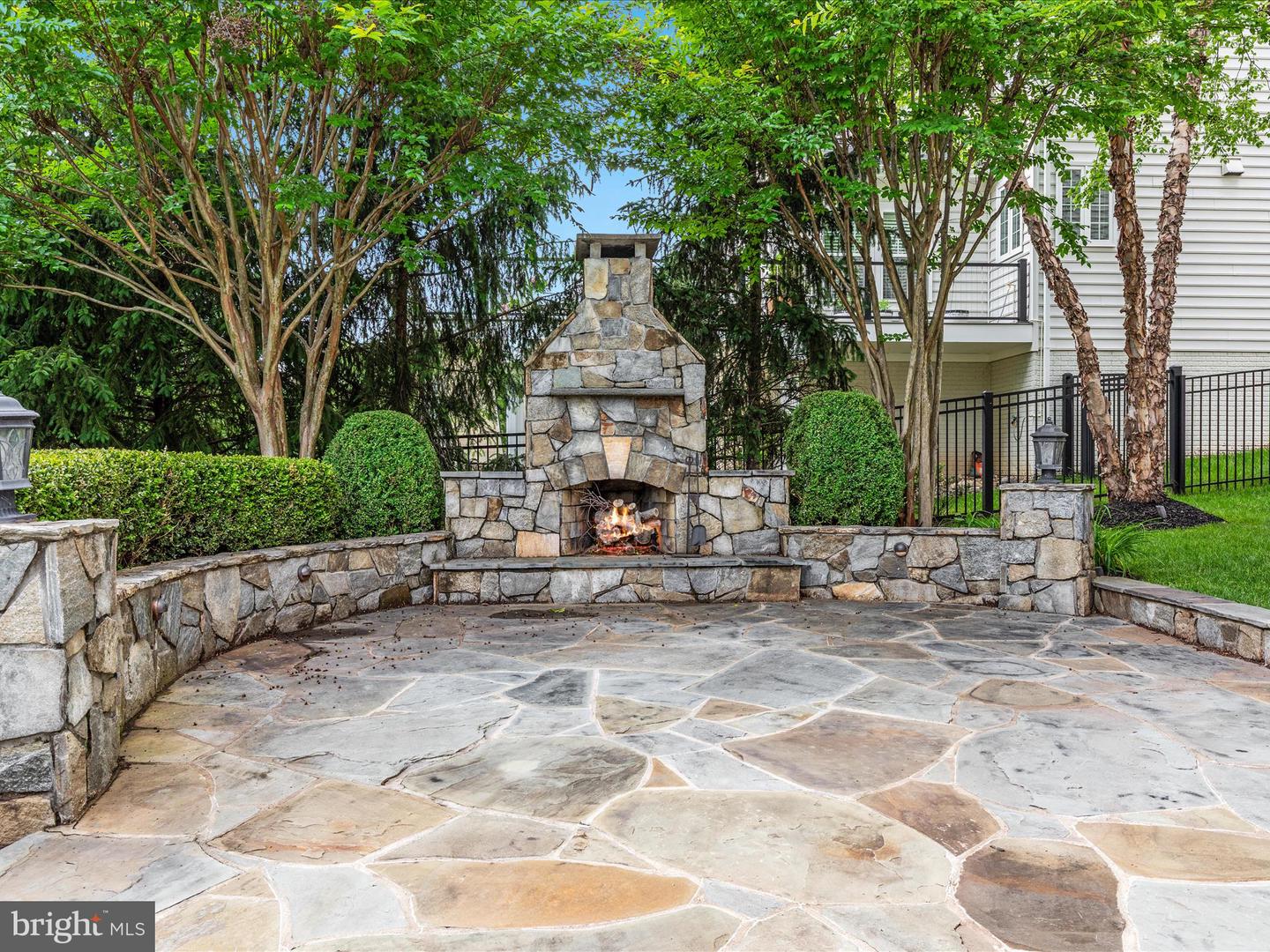 43213 Burning Tree Pl
