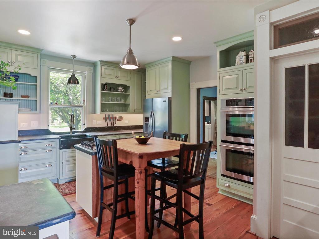 351 S Orchard Dr