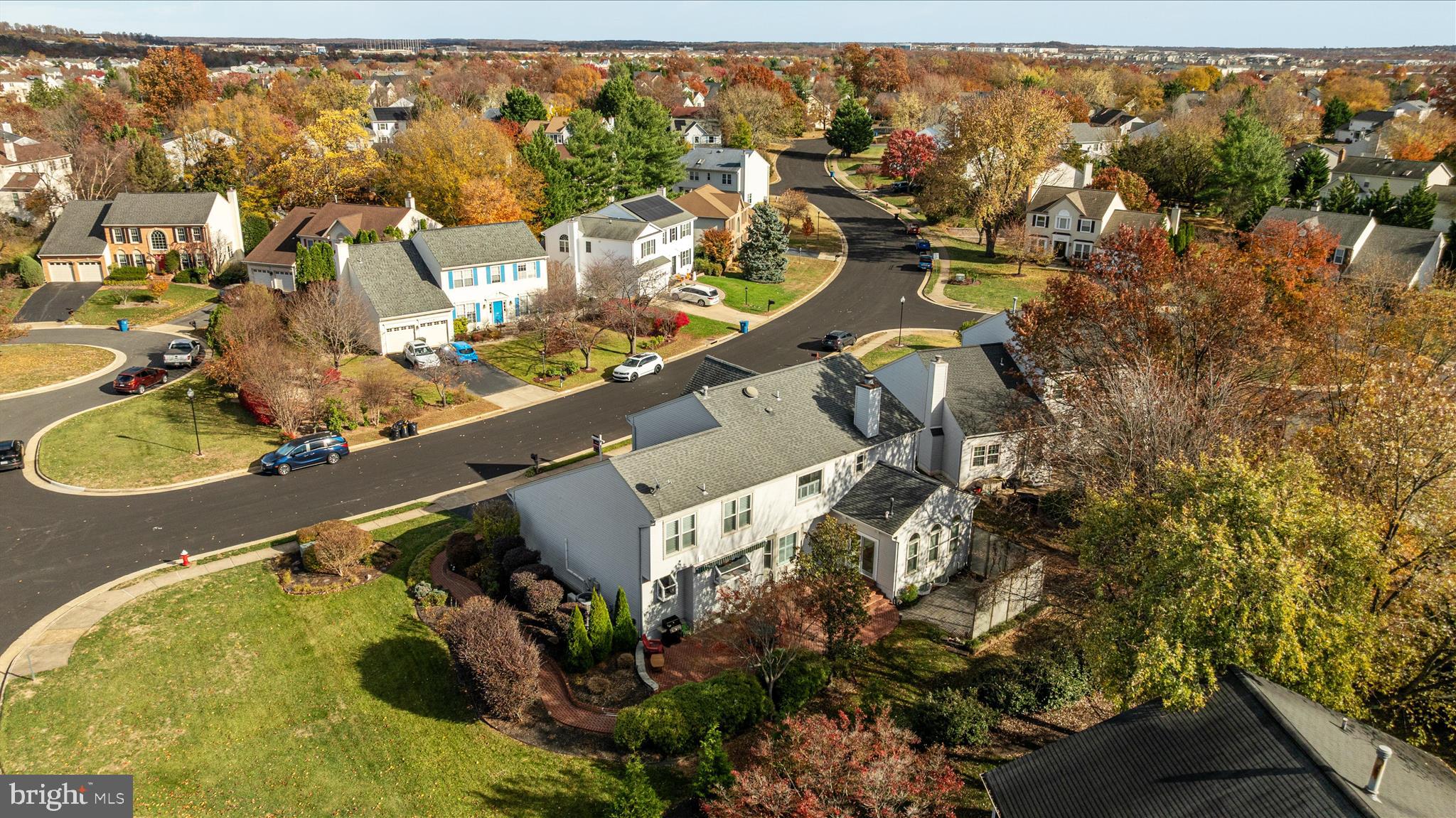 43879 GLENHAZEL DRIVE