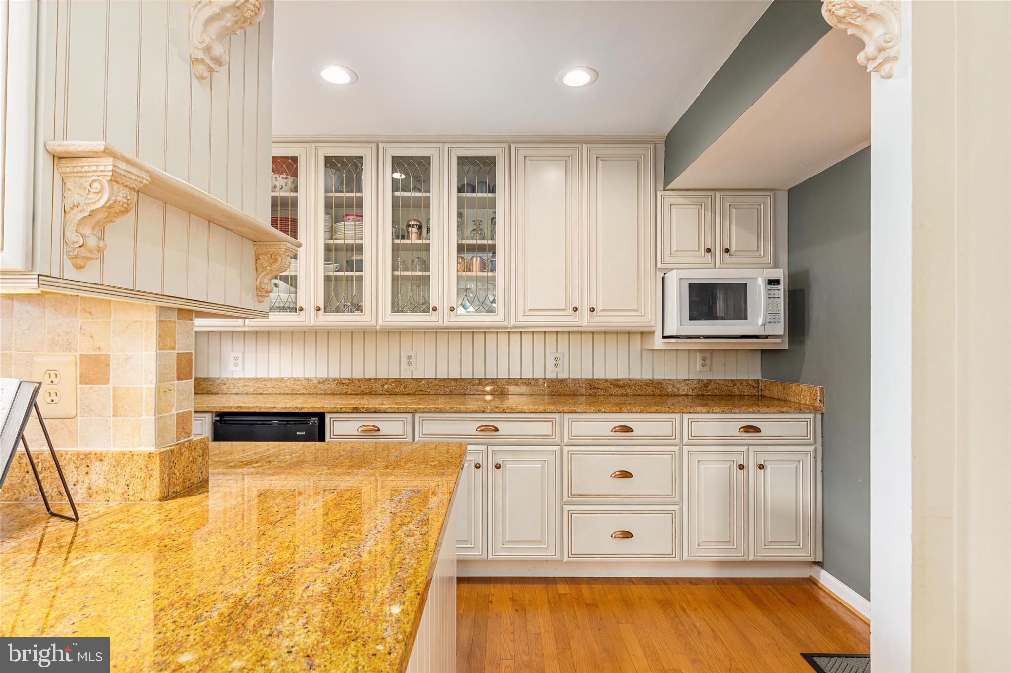 43879 GLENHAZEL DRIVE