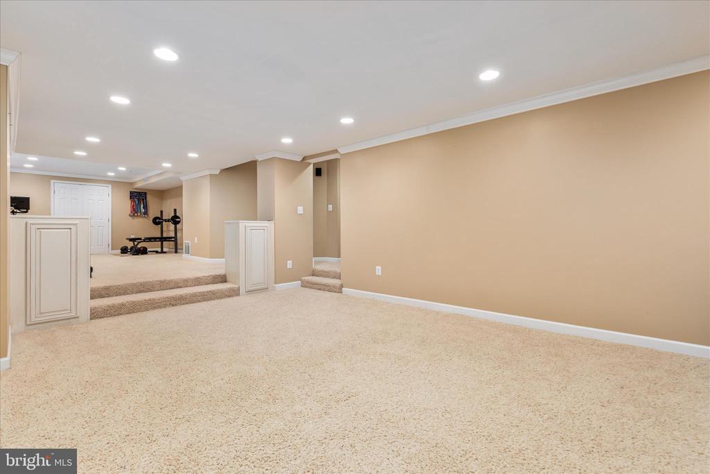 43879 GLENHAZEL DRIVE