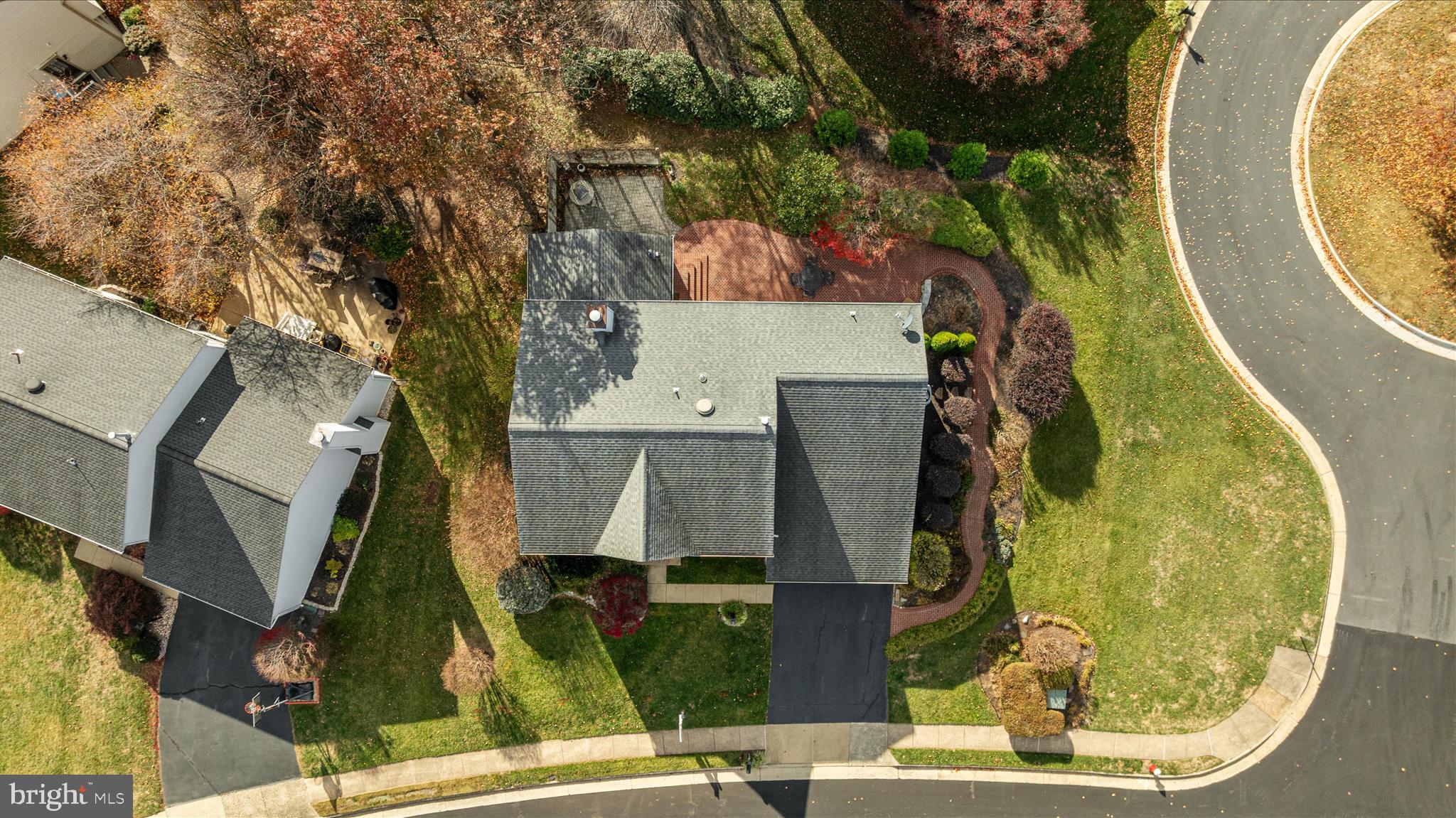 43879 GLENHAZEL DRIVE