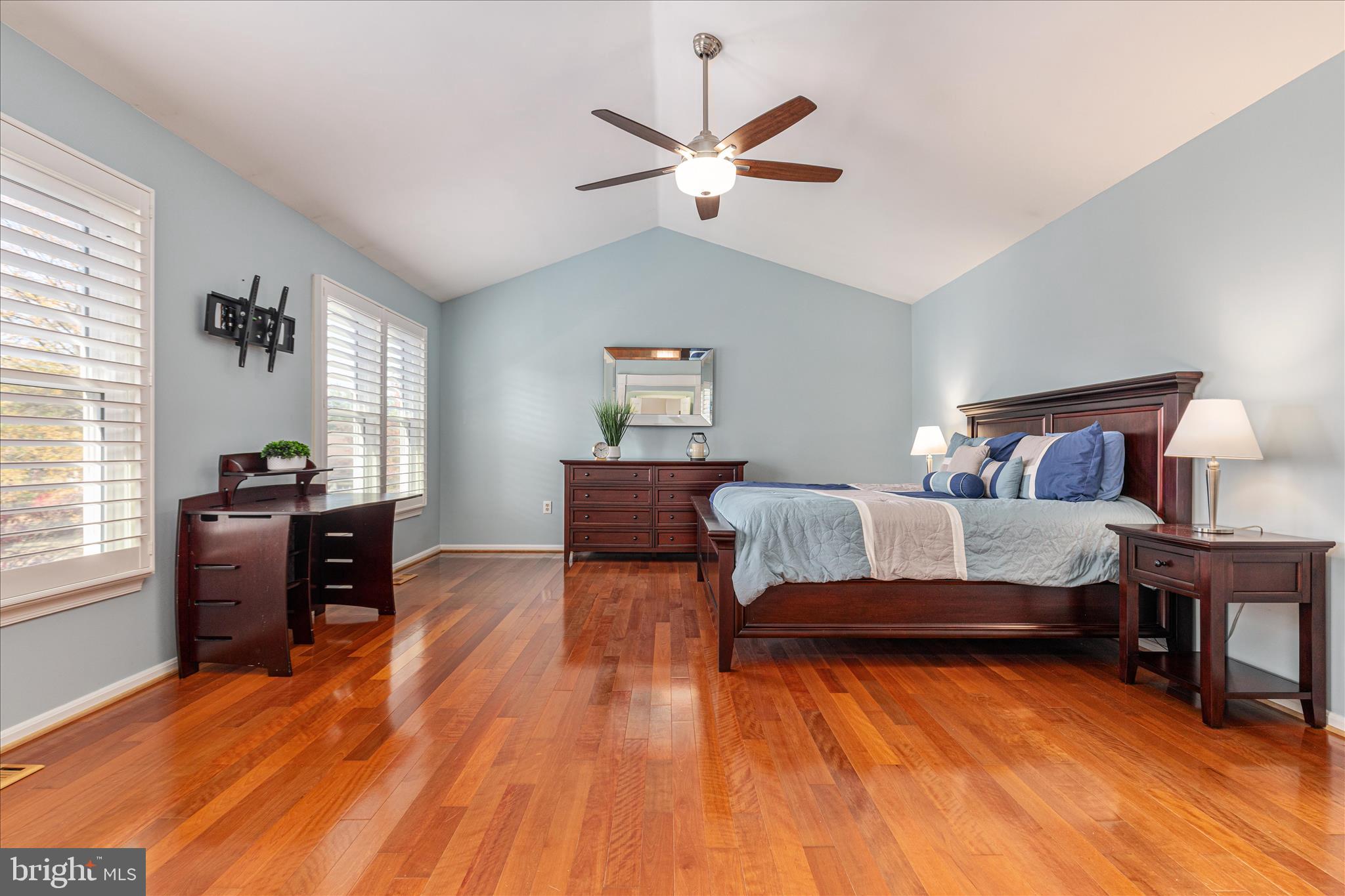 43879 GLENHAZEL DRIVE