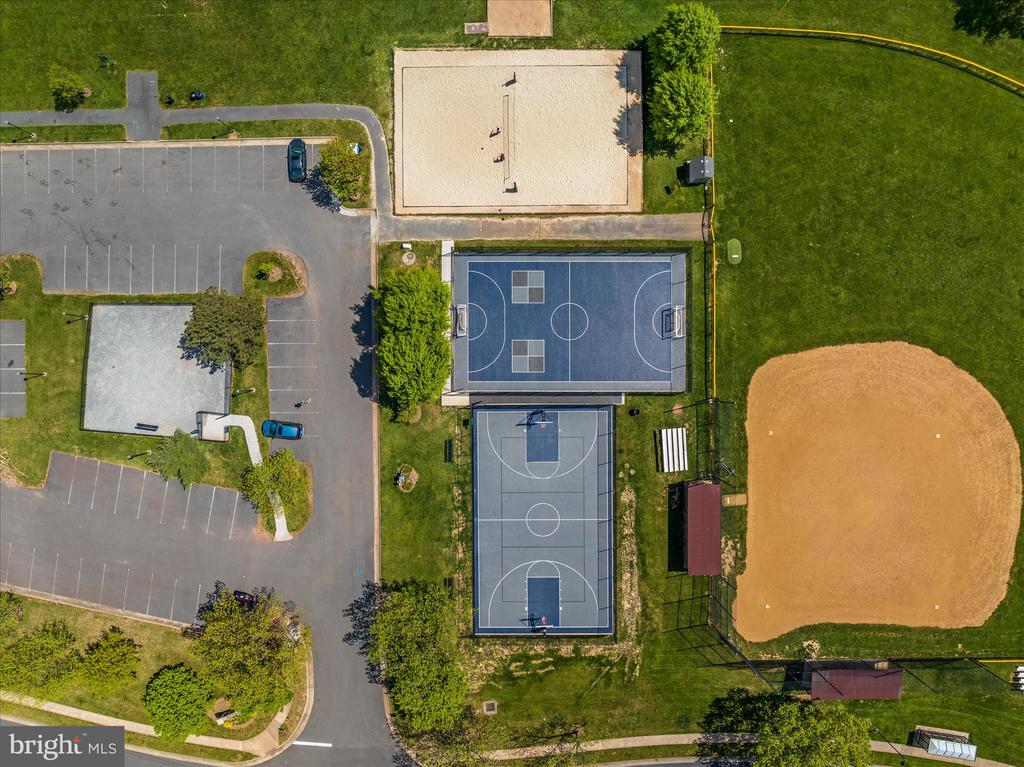 43879 GLENHAZEL DRIVE
