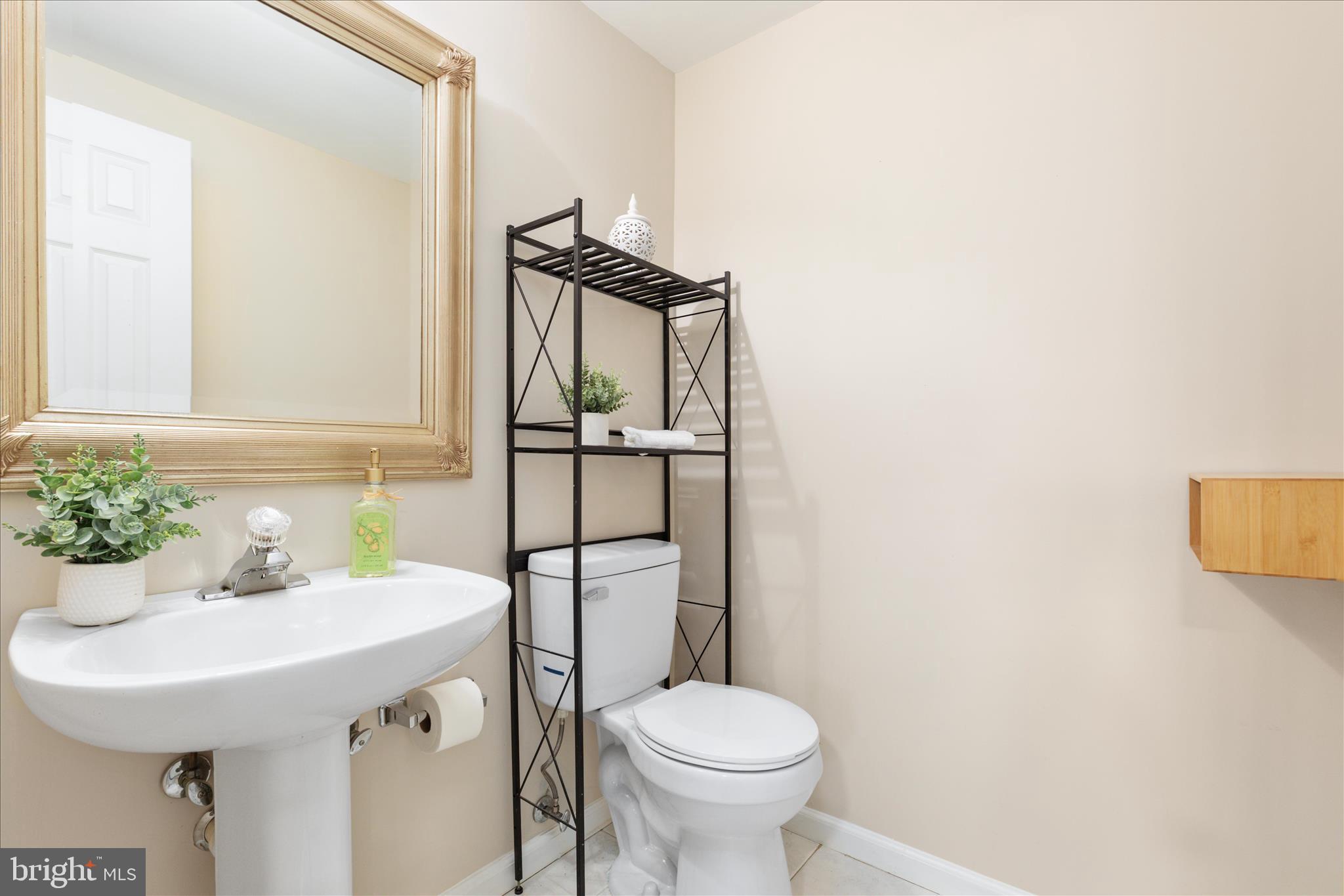 21314 LORD NELSON TERRACE