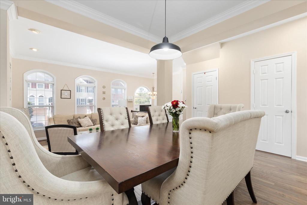 21314 LORD NELSON TERRACE