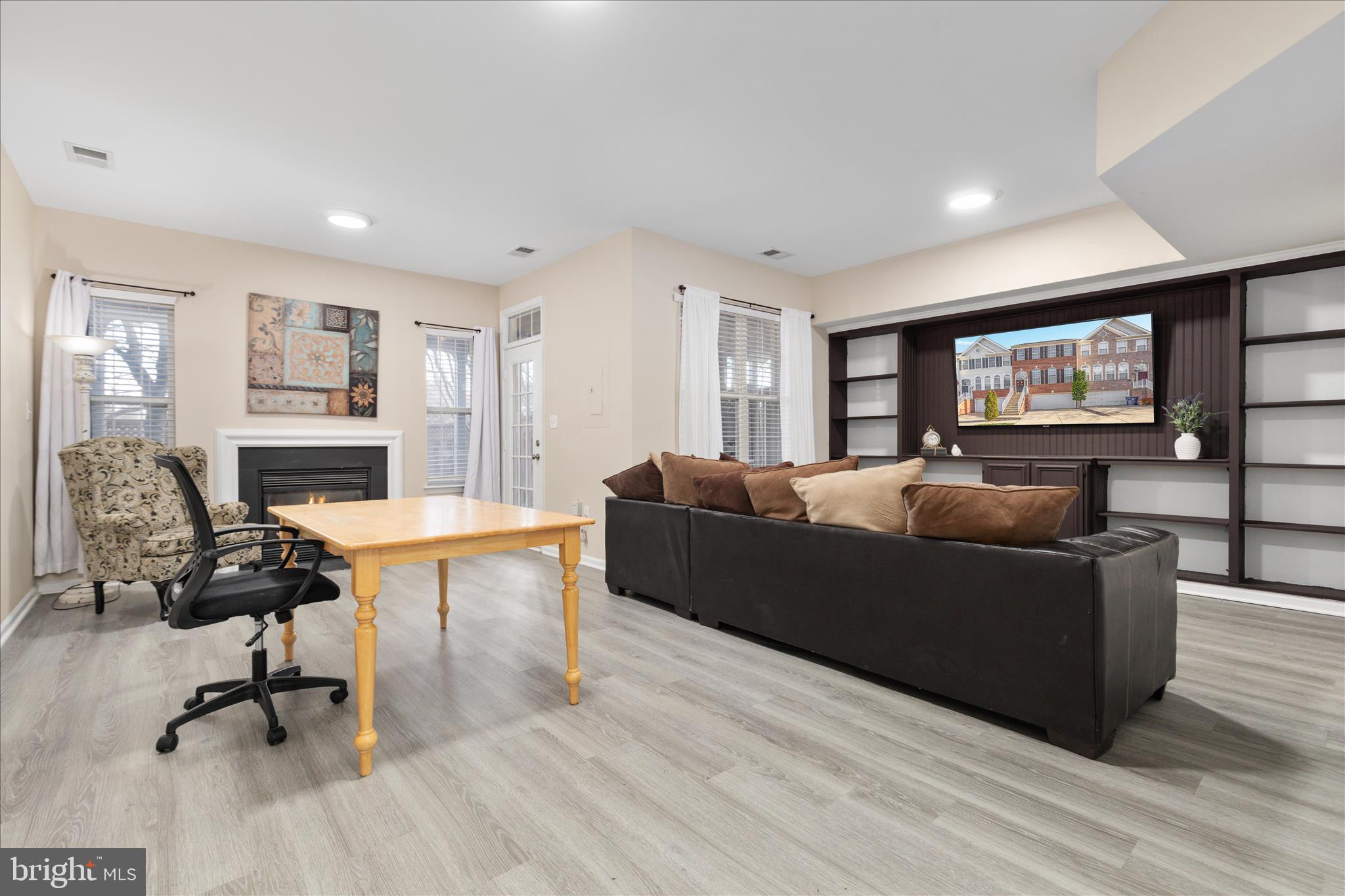 21314 LORD NELSON TERRACE