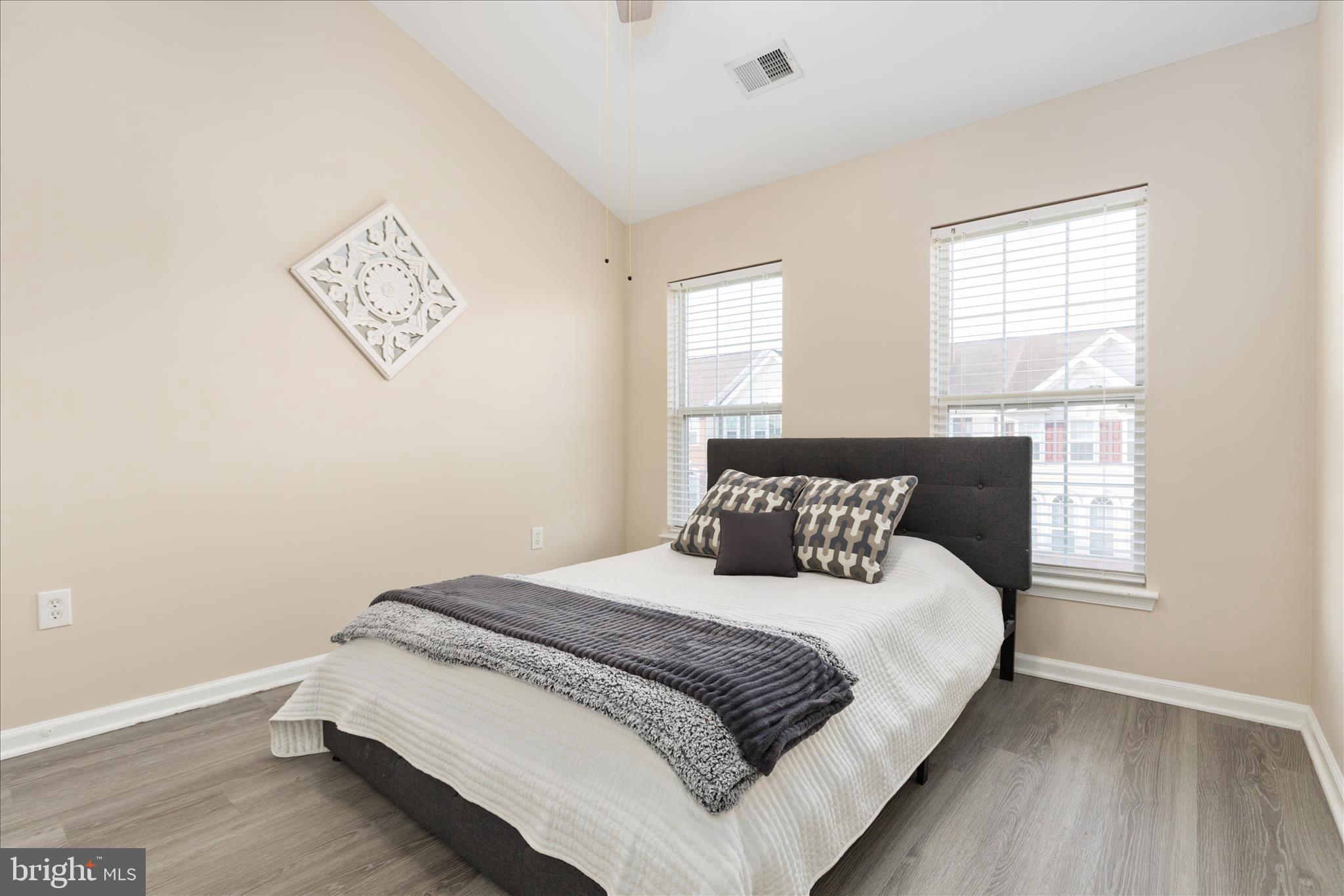 21314 LORD NELSON TERRACE