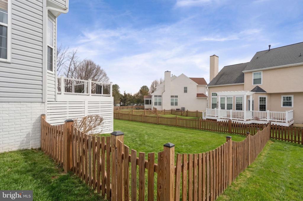 105 BUGLE COURT NE