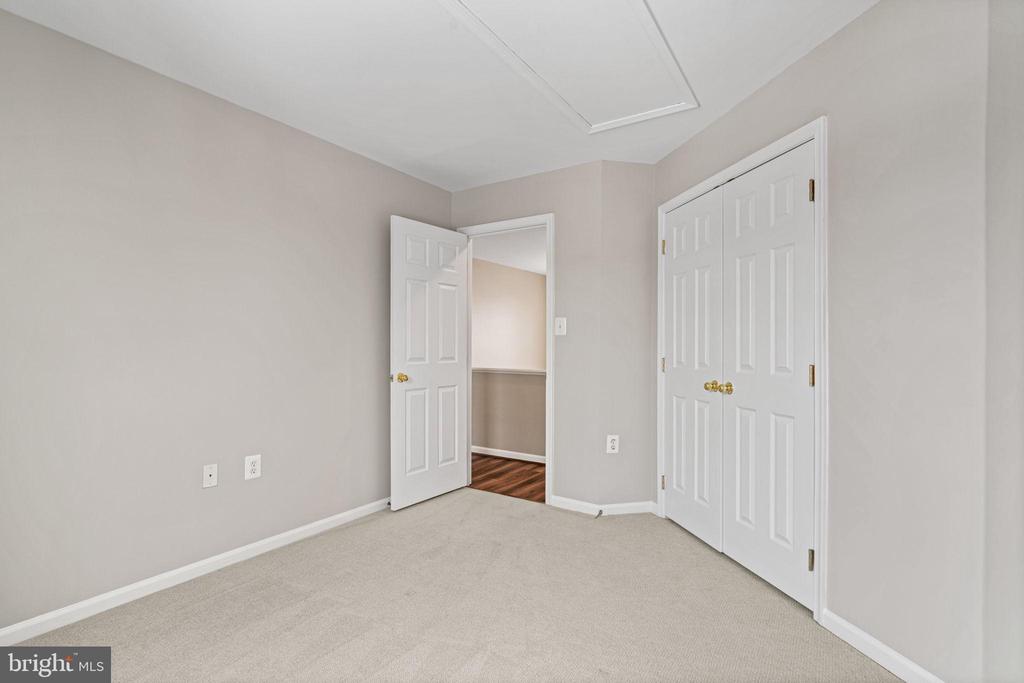 105 BUGLE COURT NE