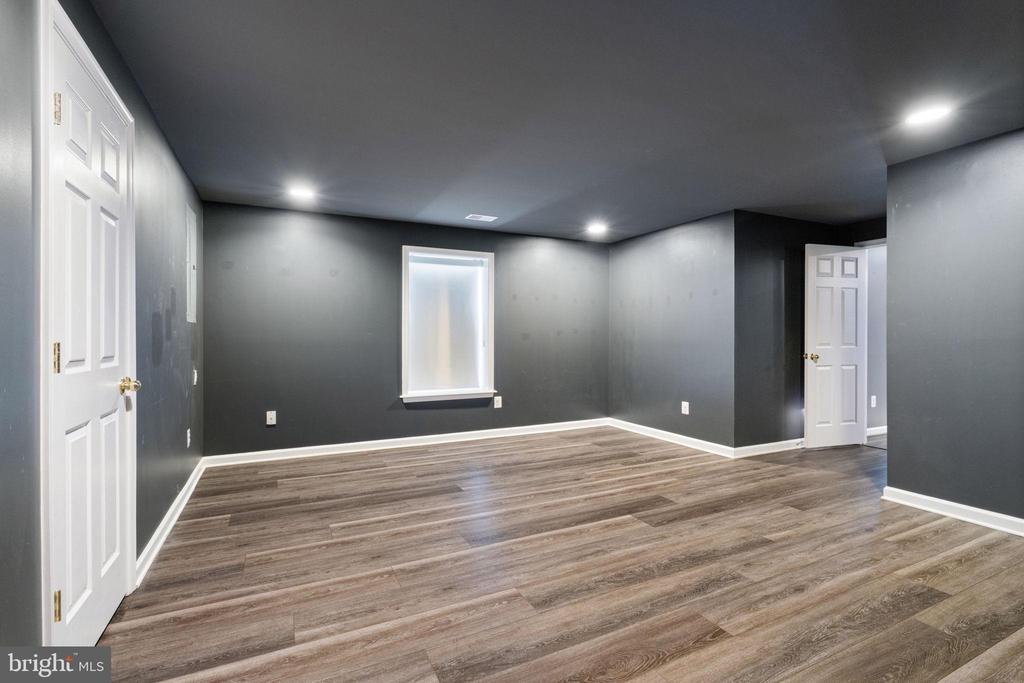 105 BUGLE COURT NE