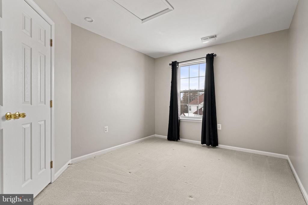 105 BUGLE COURT NE