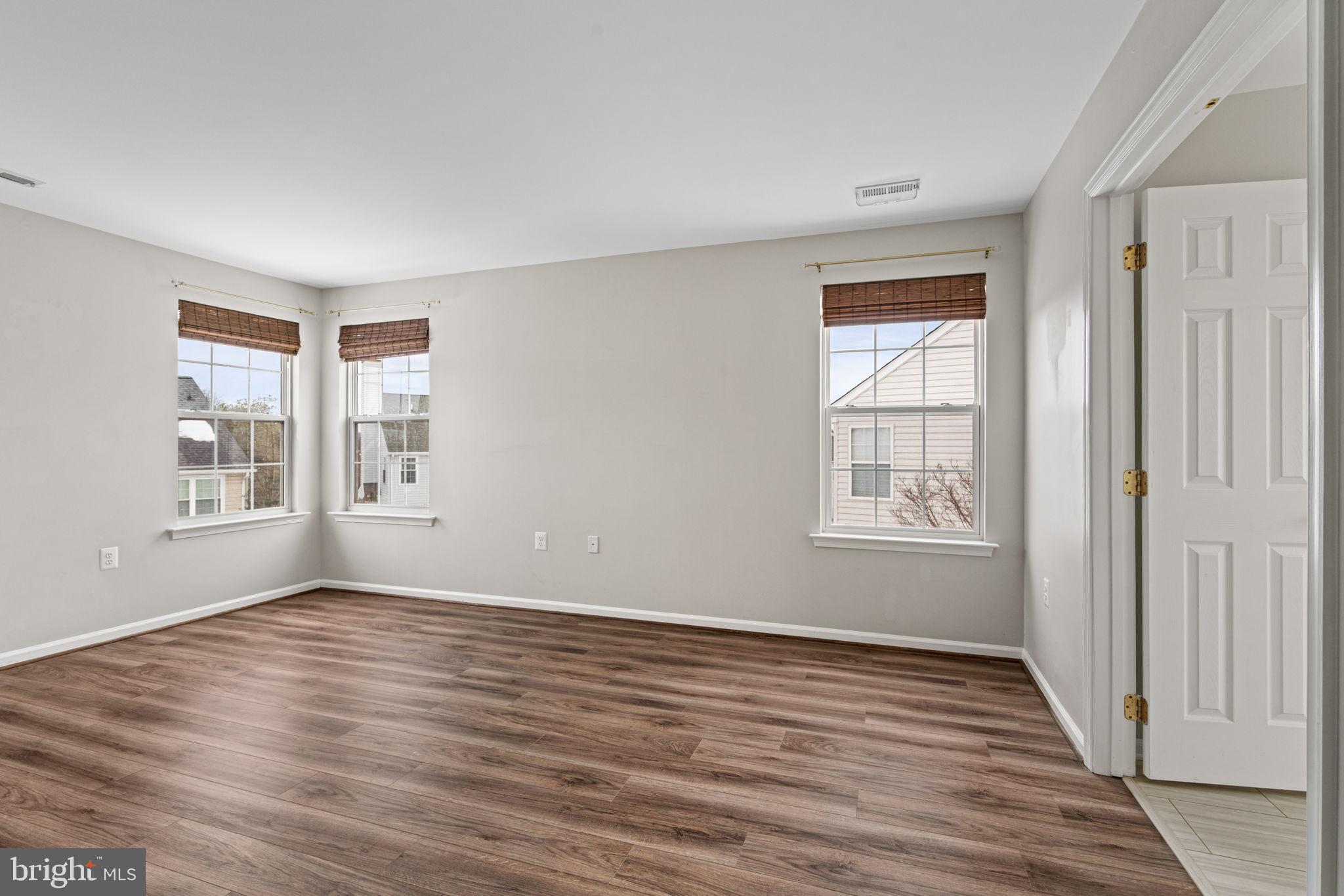 105 BUGLE COURT NE