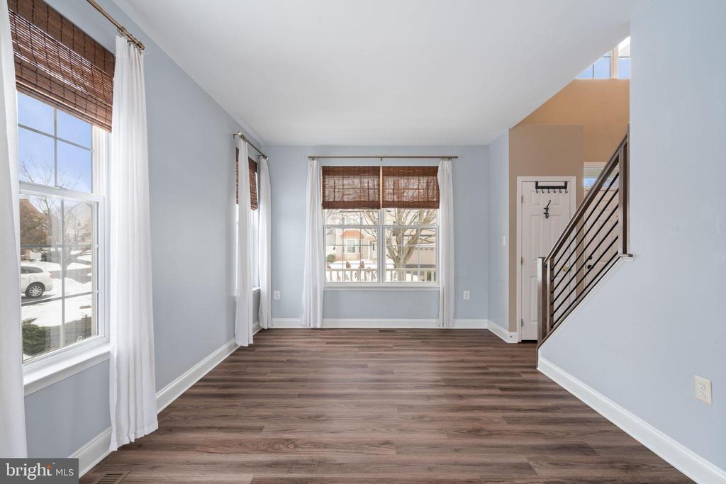 105 BUGLE COURT NE