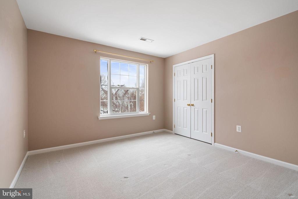 105 BUGLE COURT NE