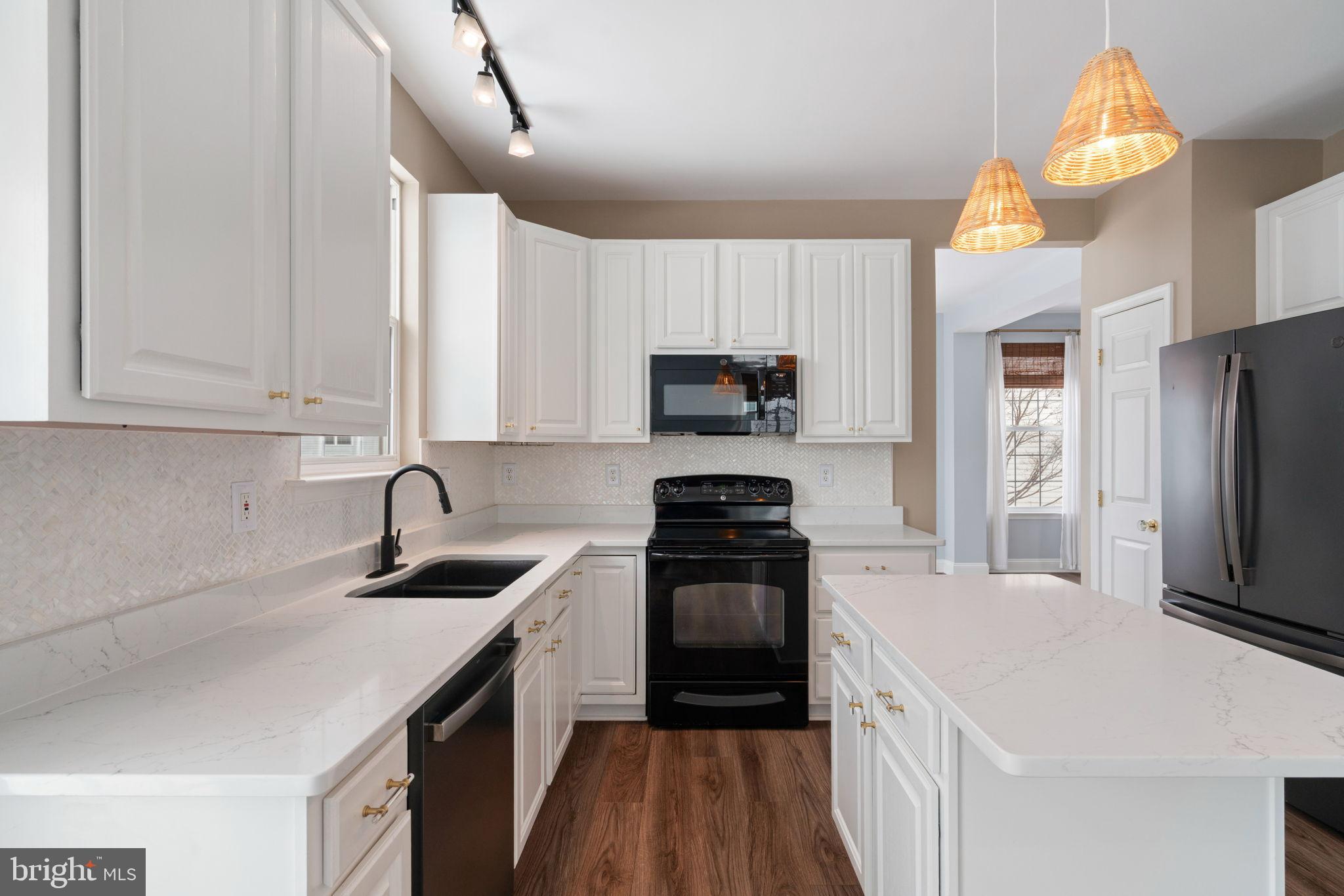 105 BUGLE COURT NE