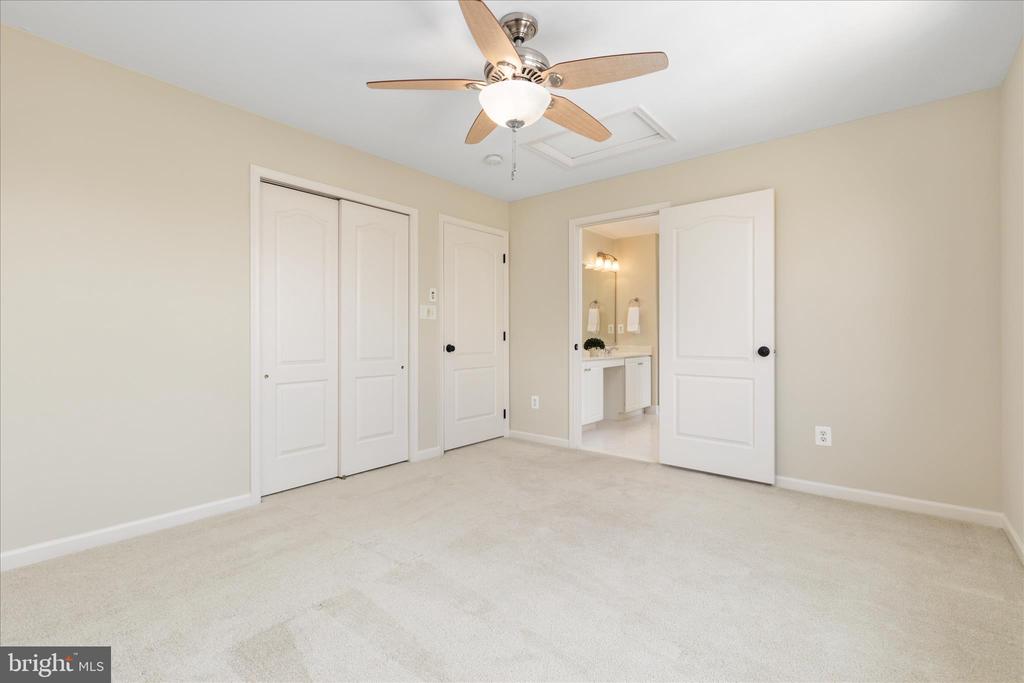 19779 SPYGLASS HILL COURT