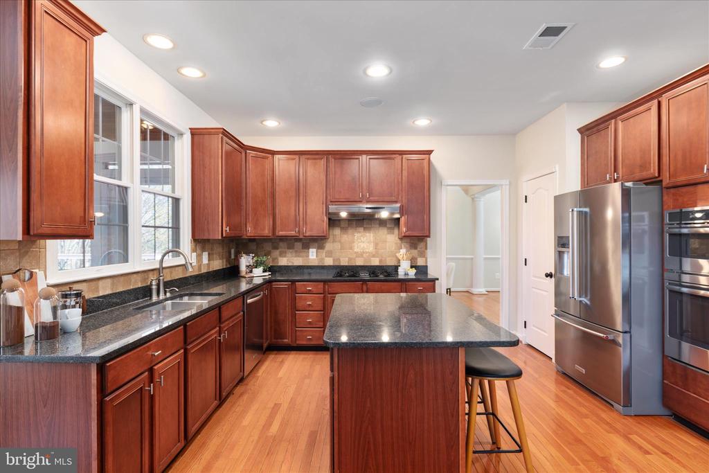 19779 SPYGLASS HILL COURT