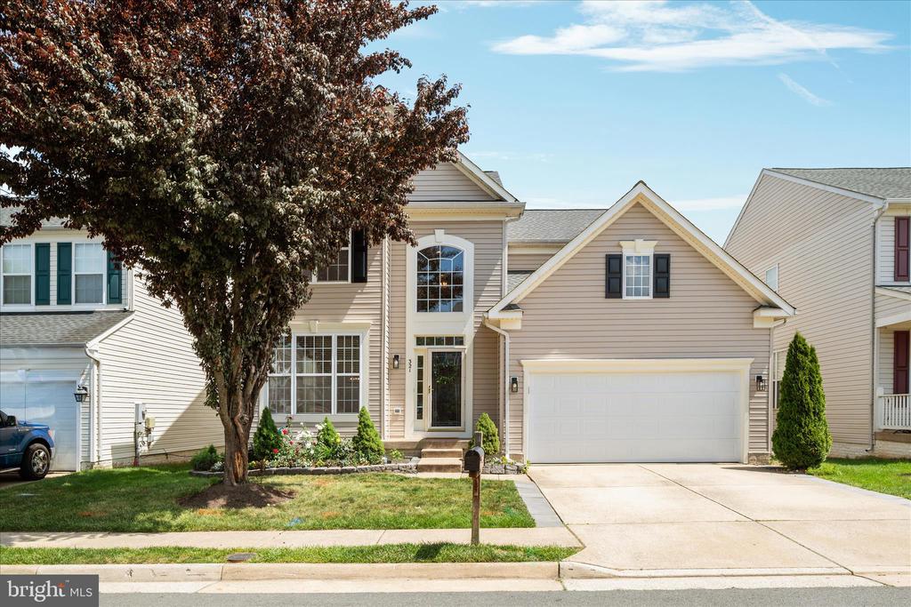 321 WHIPP DRIVE SE