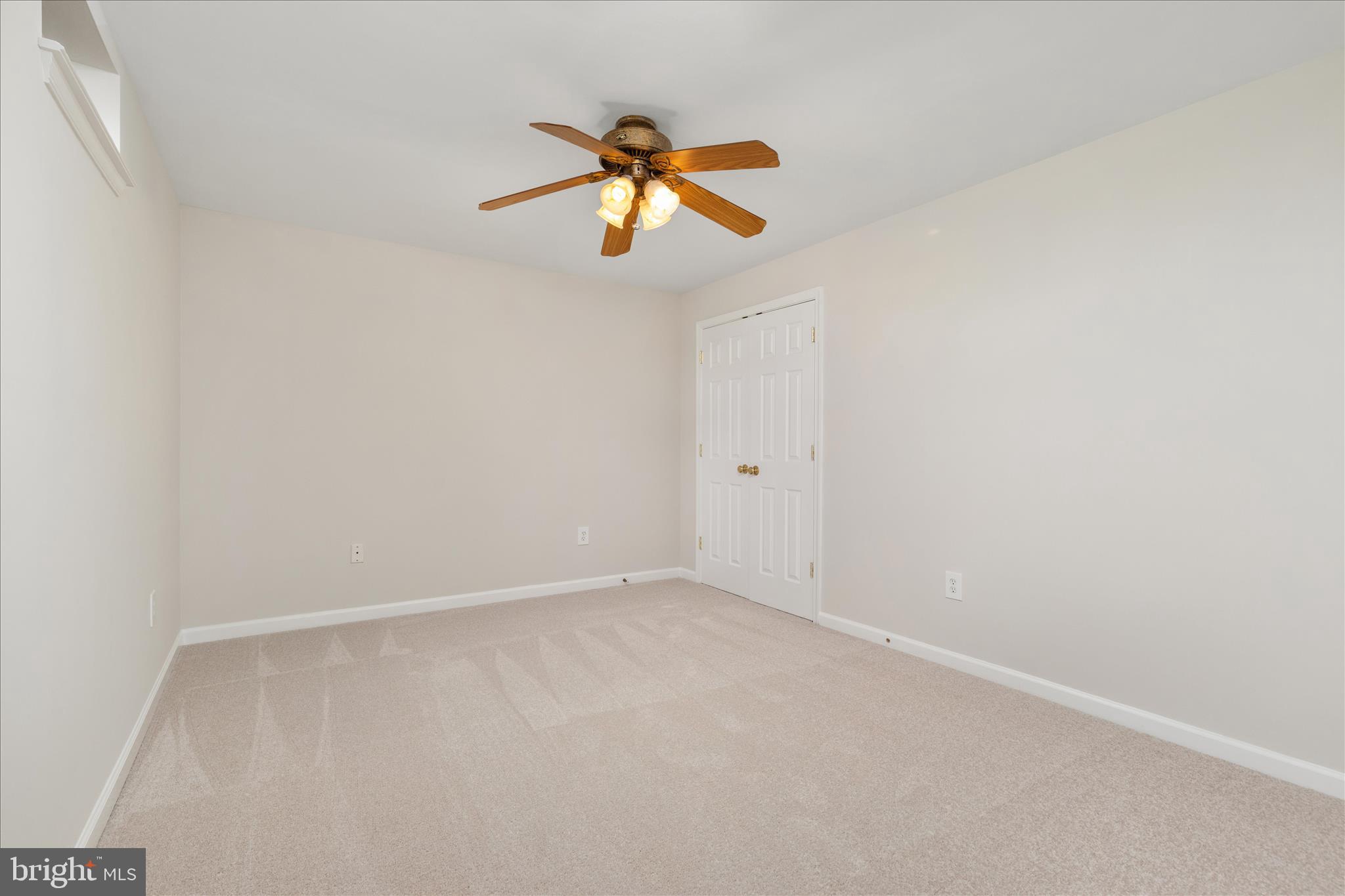321 WHIPP DRIVE SE