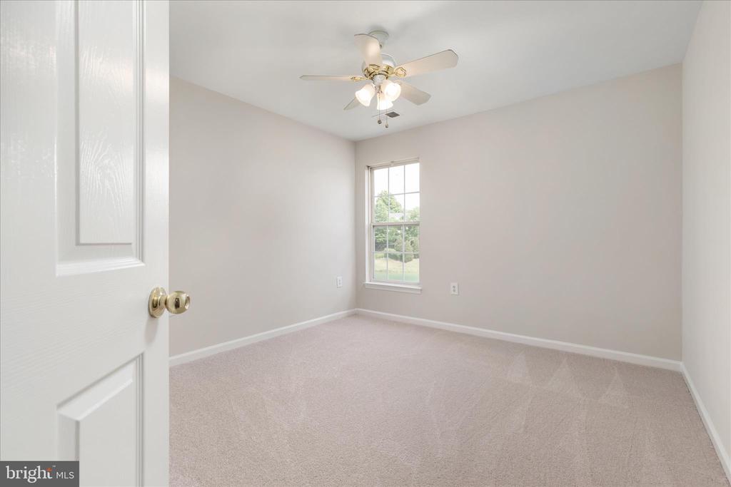 321 WHIPP DRIVE SE