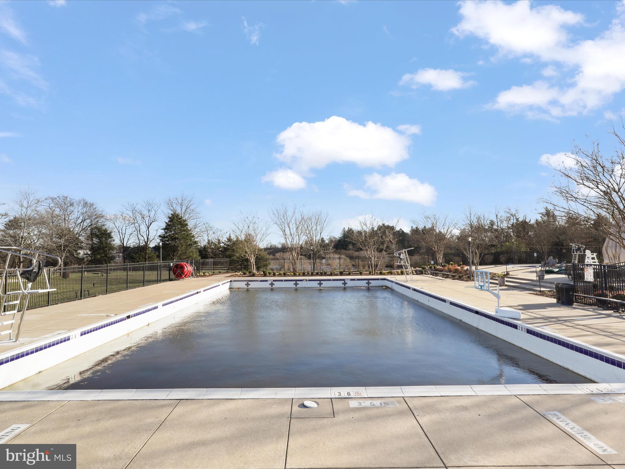 9334 Falling Water Dr