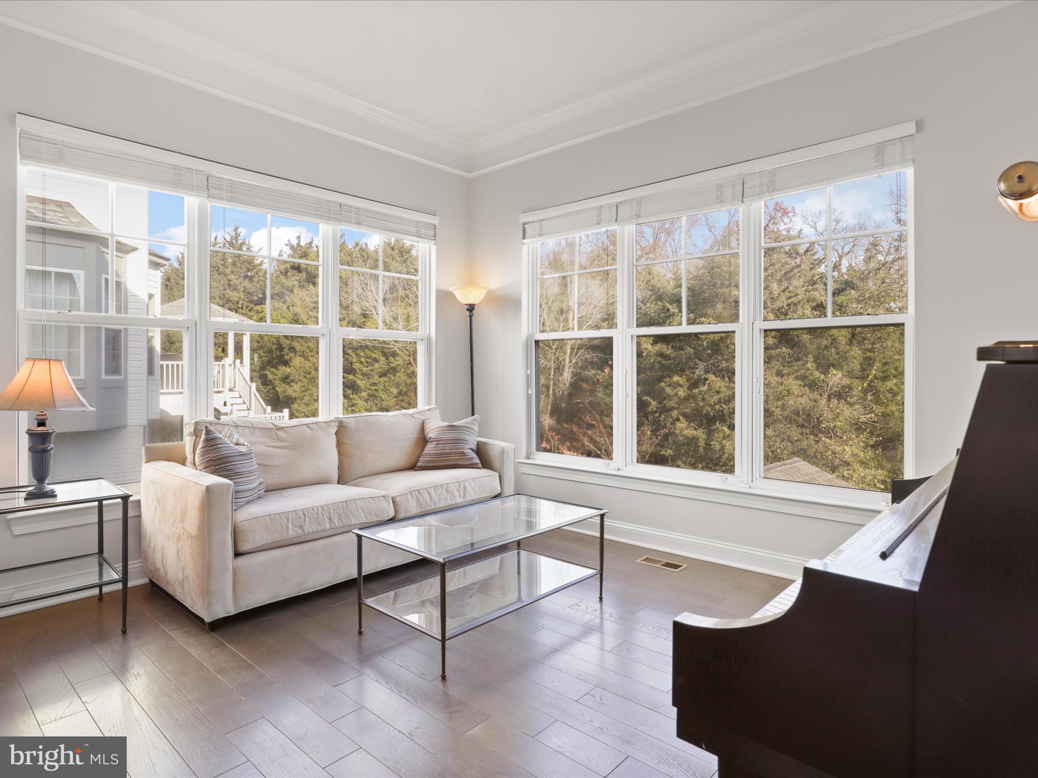 9334 Falling Water Dr