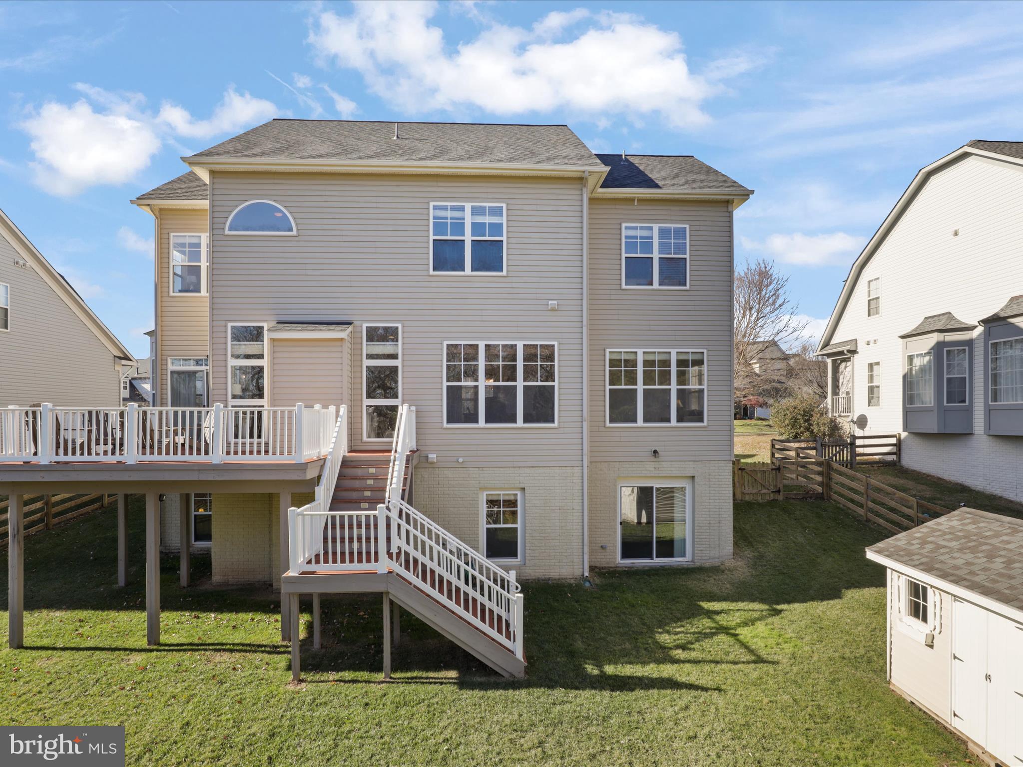 9334 Falling Water Dr