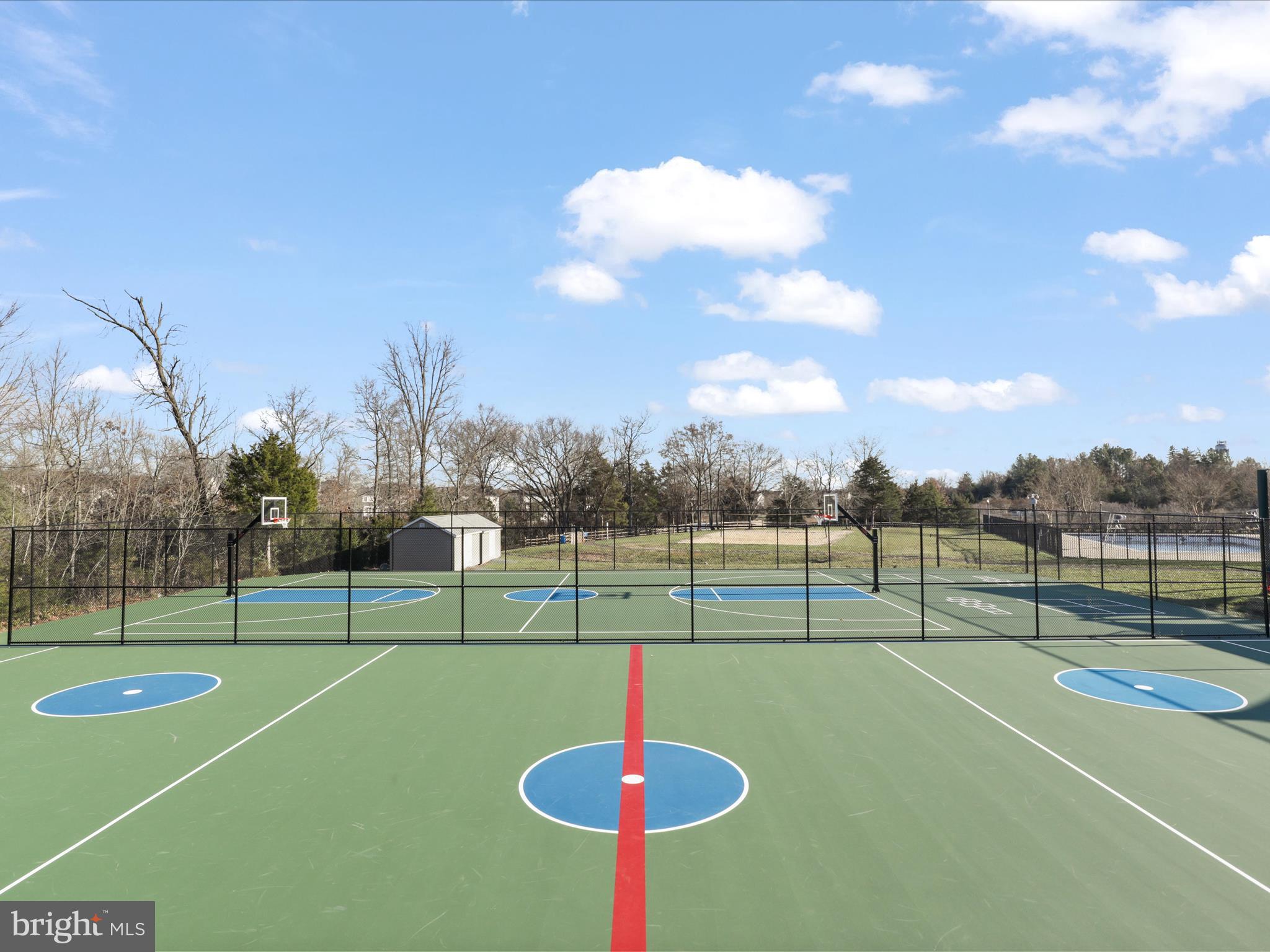 9334 Falling Water Dr