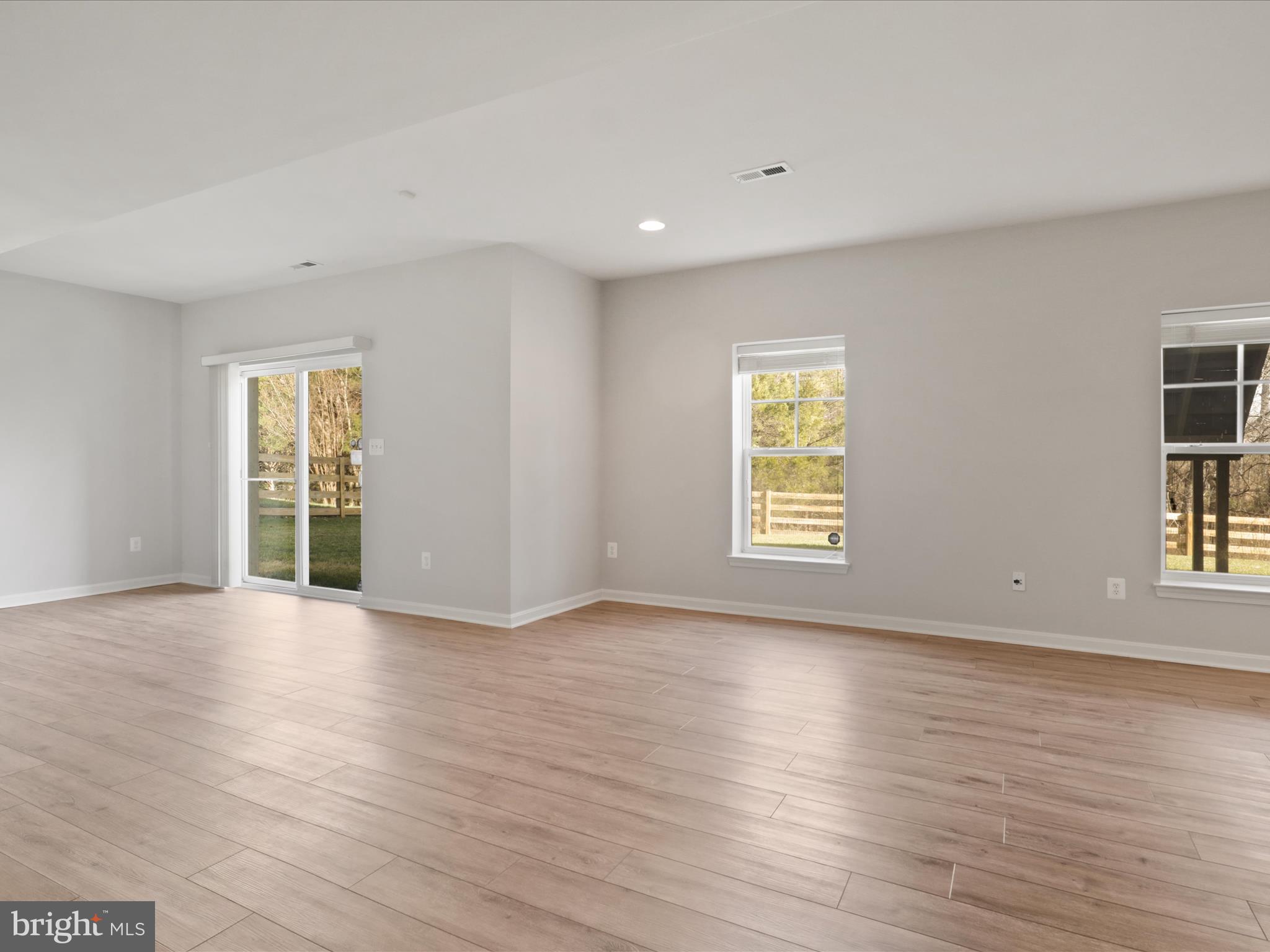 9334 Falling Water Dr