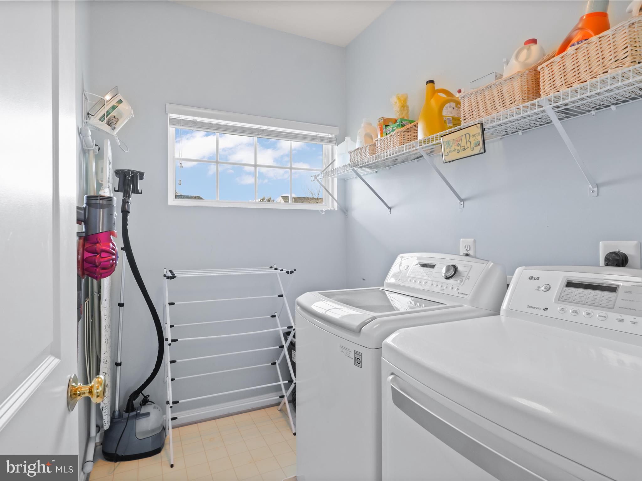 9334 Falling Water Dr