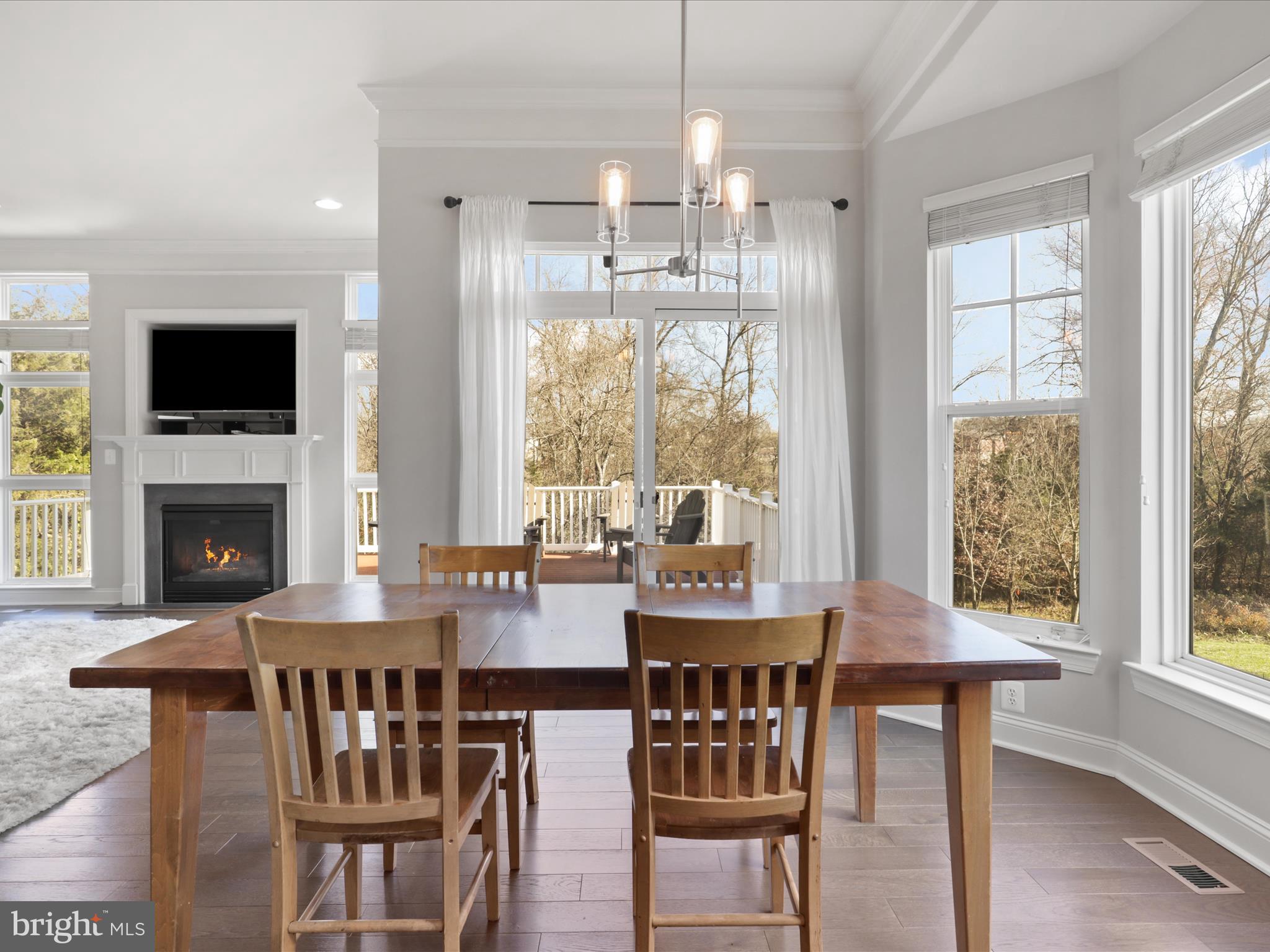 9334 Falling Water Dr