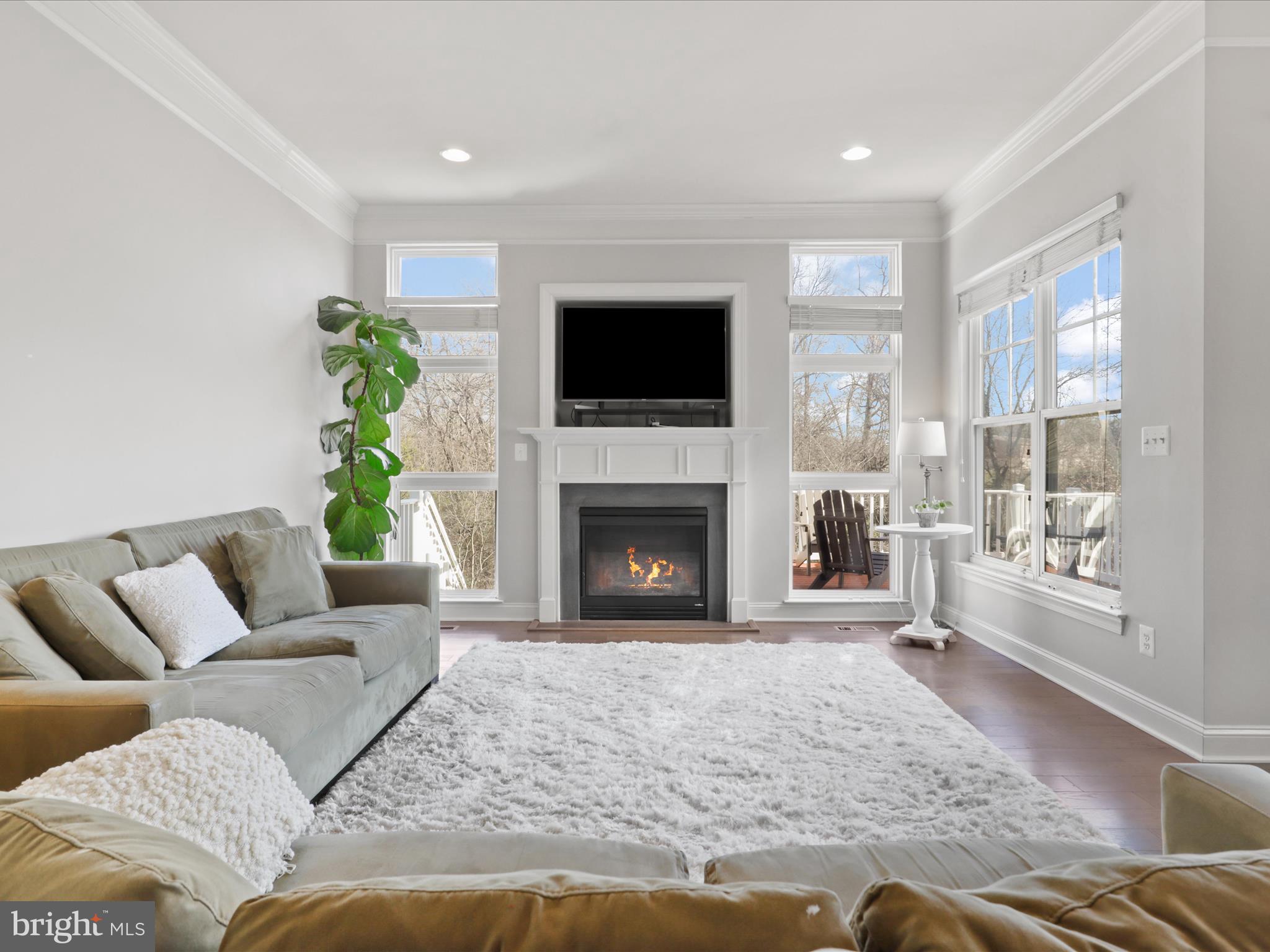 9334 Falling Water Dr