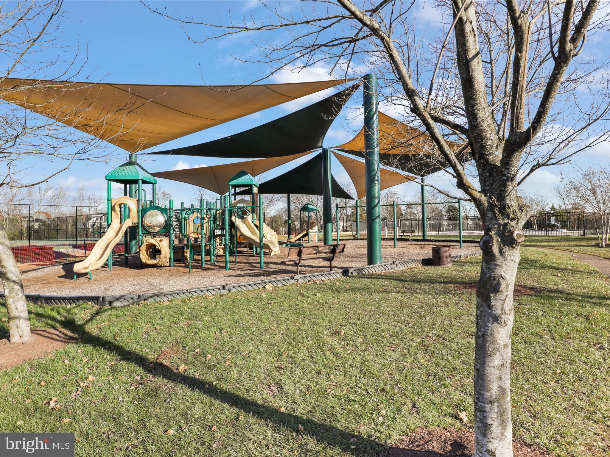 9334 Falling Water Dr