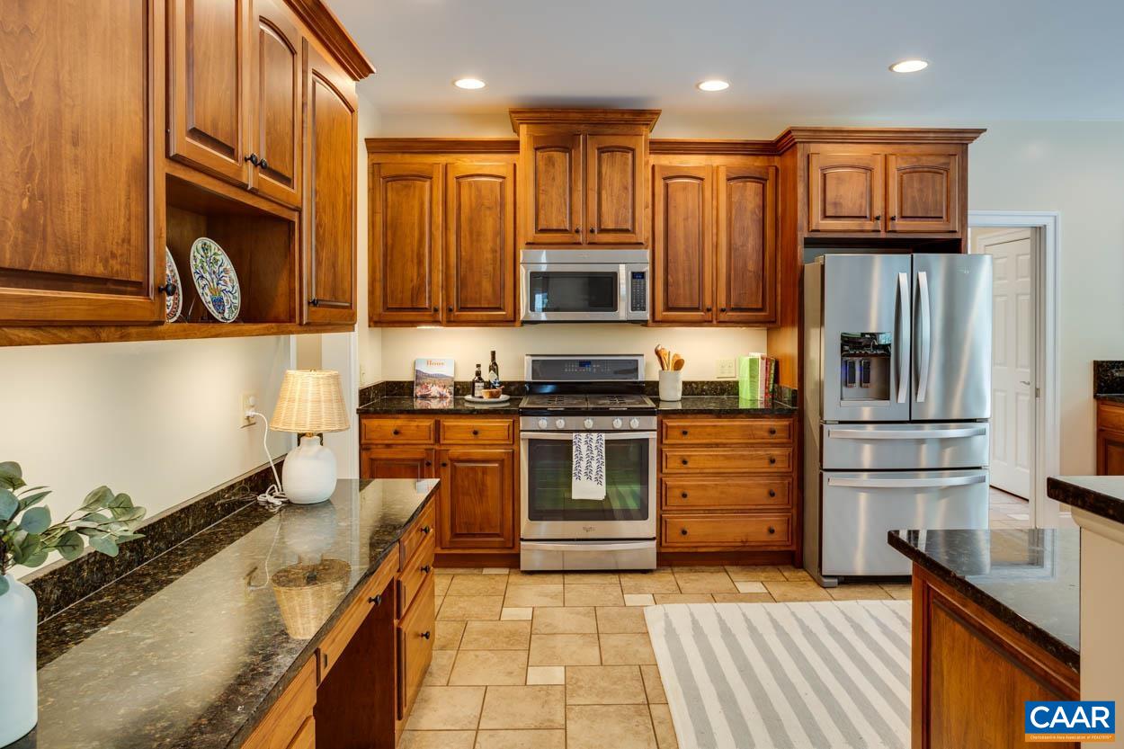 4802 ADVANCE MILLS RD