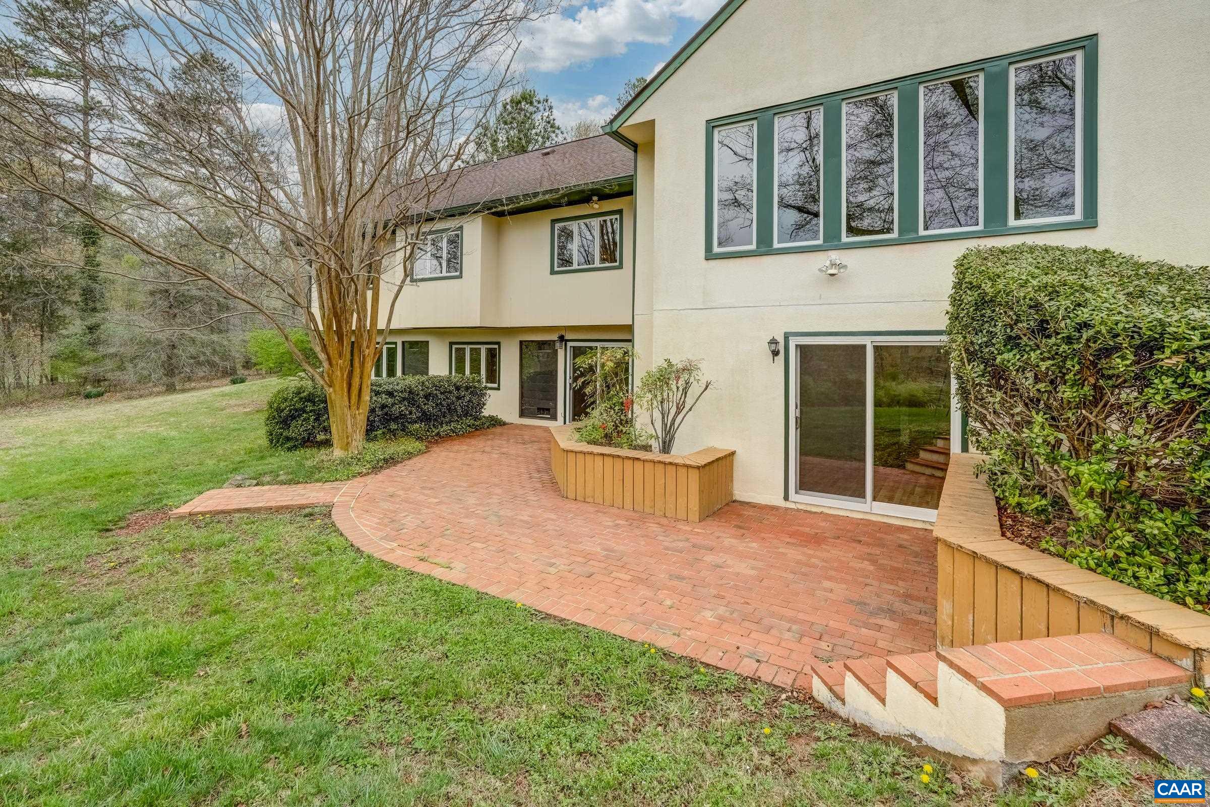 329 CEDAR BLUFF RD