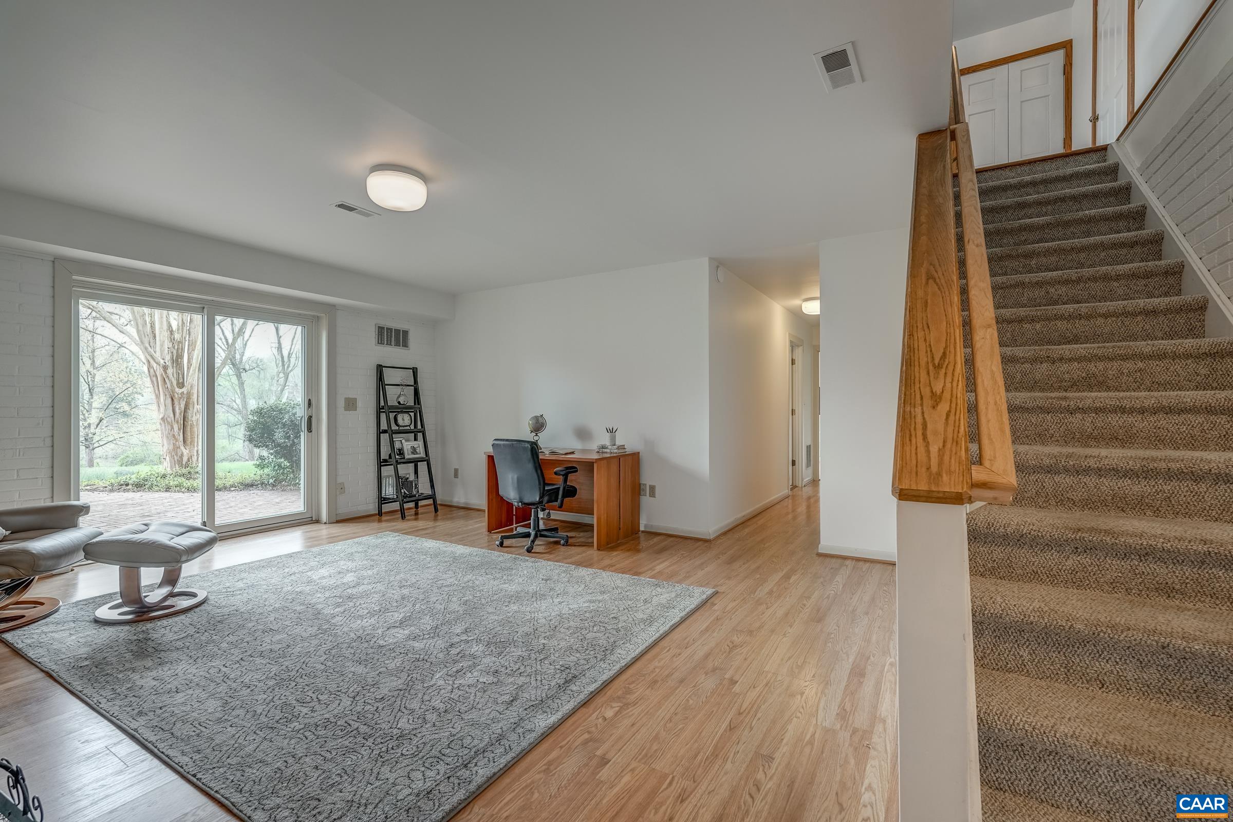 329 CEDAR BLUFF RD