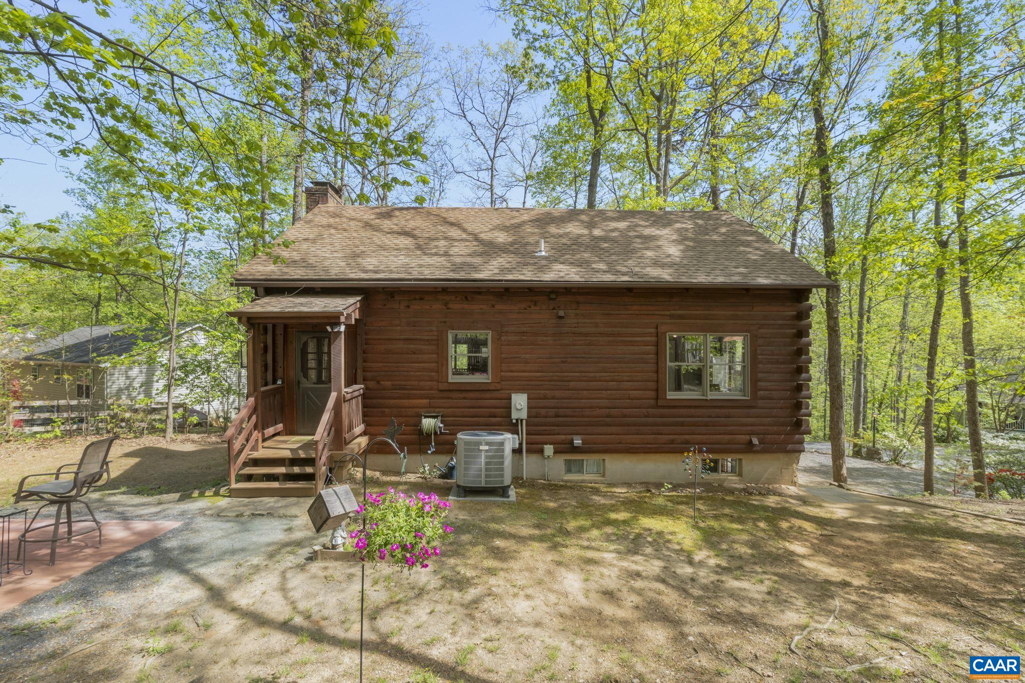 711 JEFFERSON DR