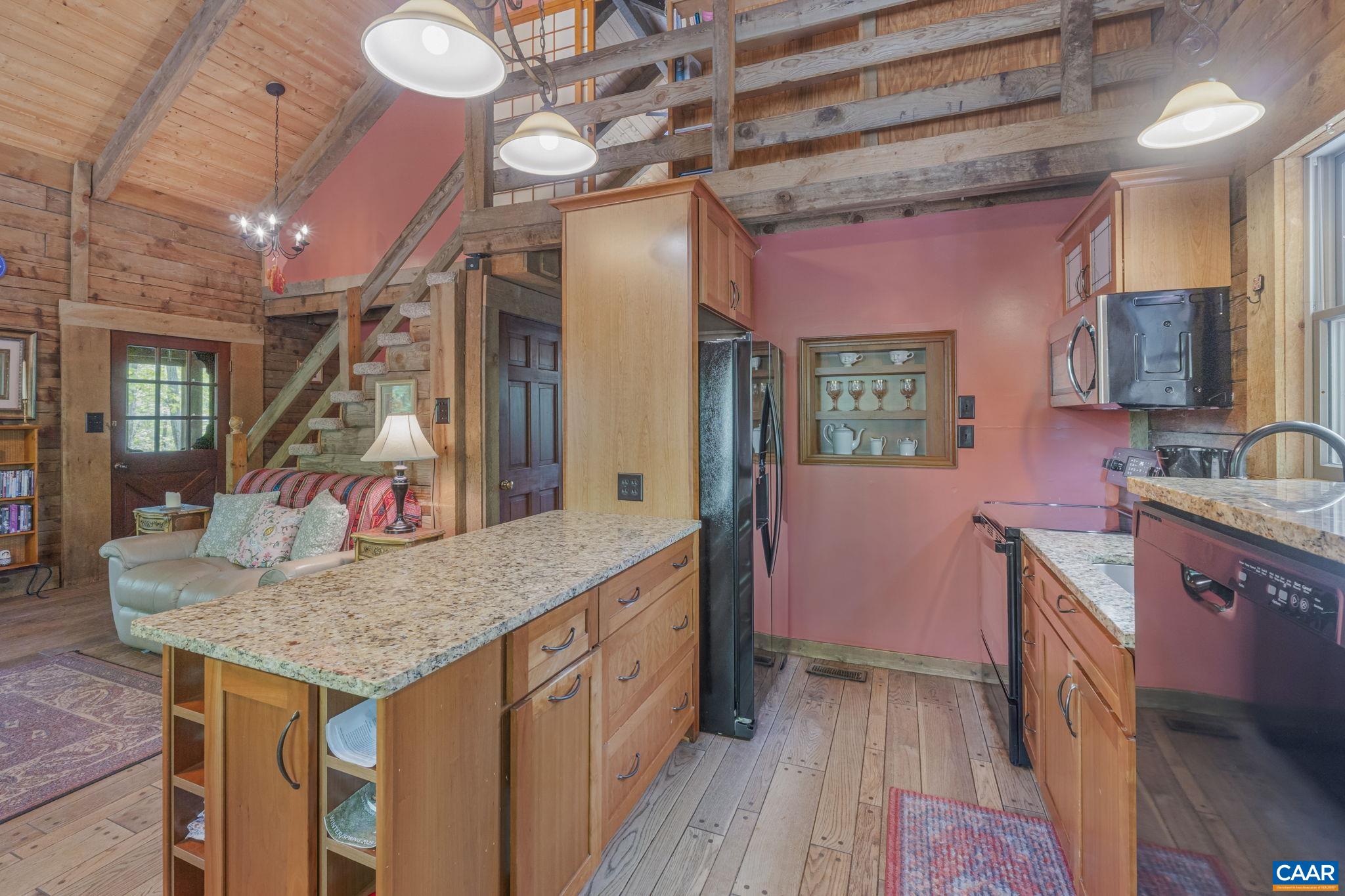 711 JEFFERSON DR