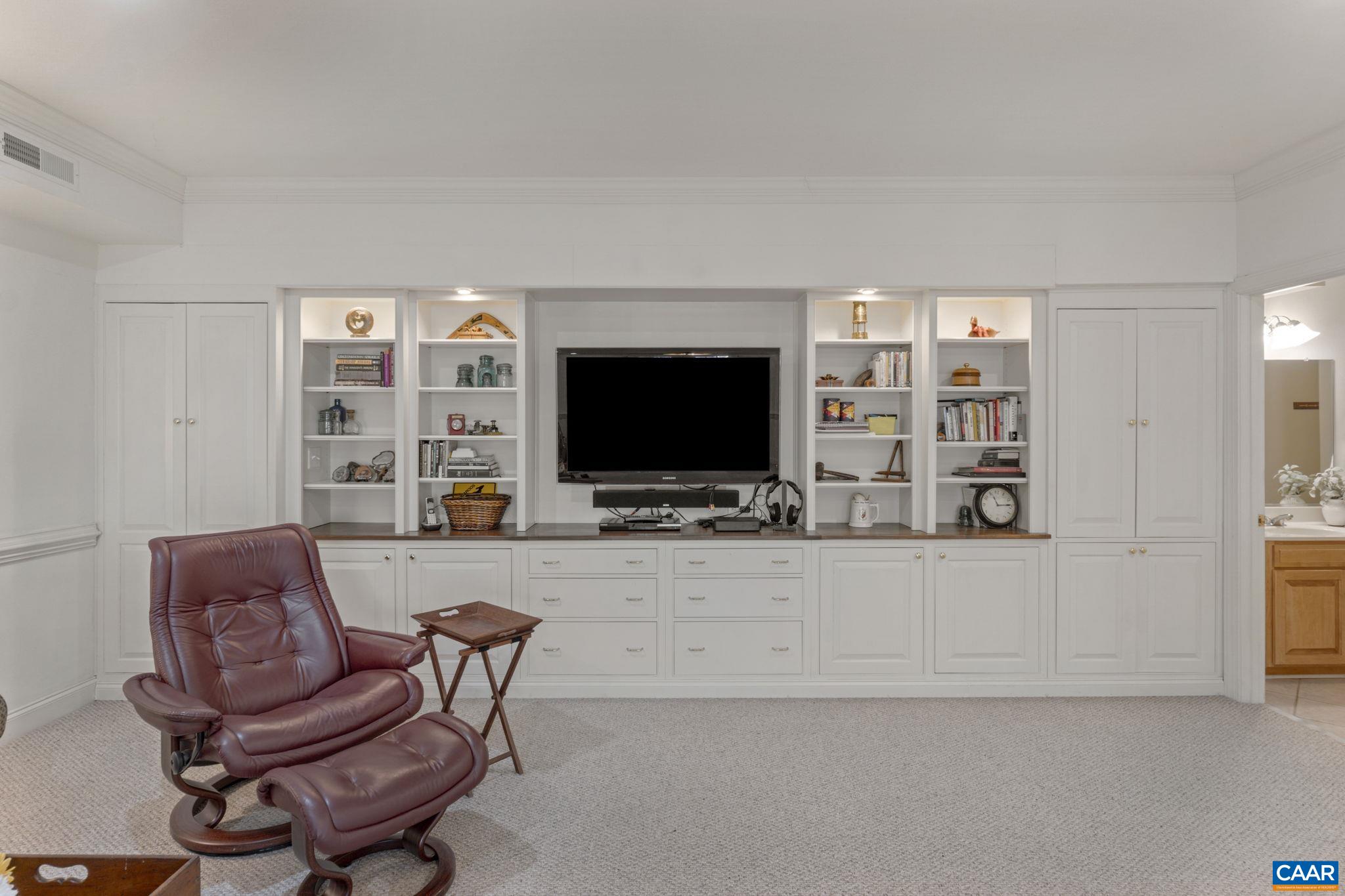 2309 HARTLAND CT