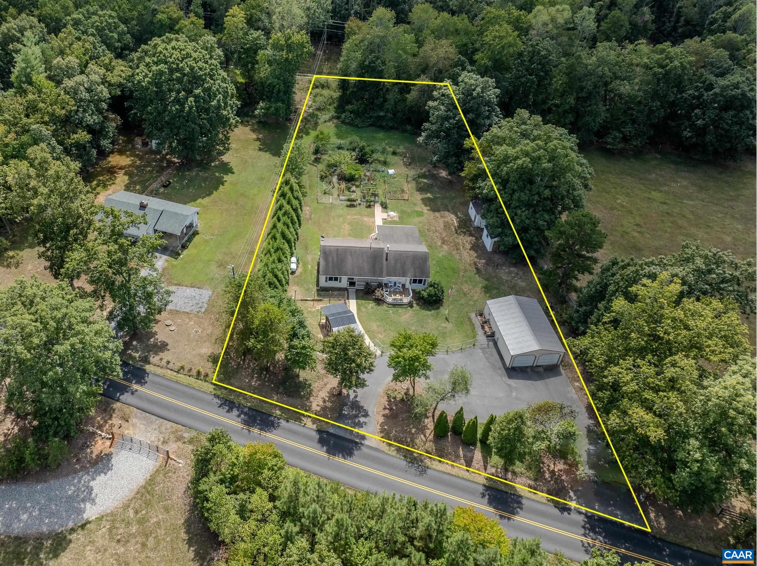 3161 ROLLING RD S