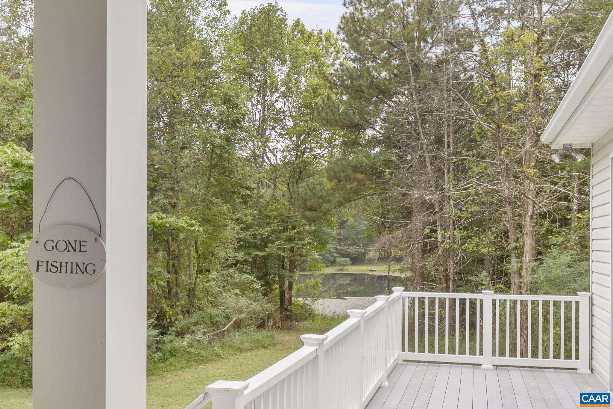 47 HOLLY SPRINGS DR