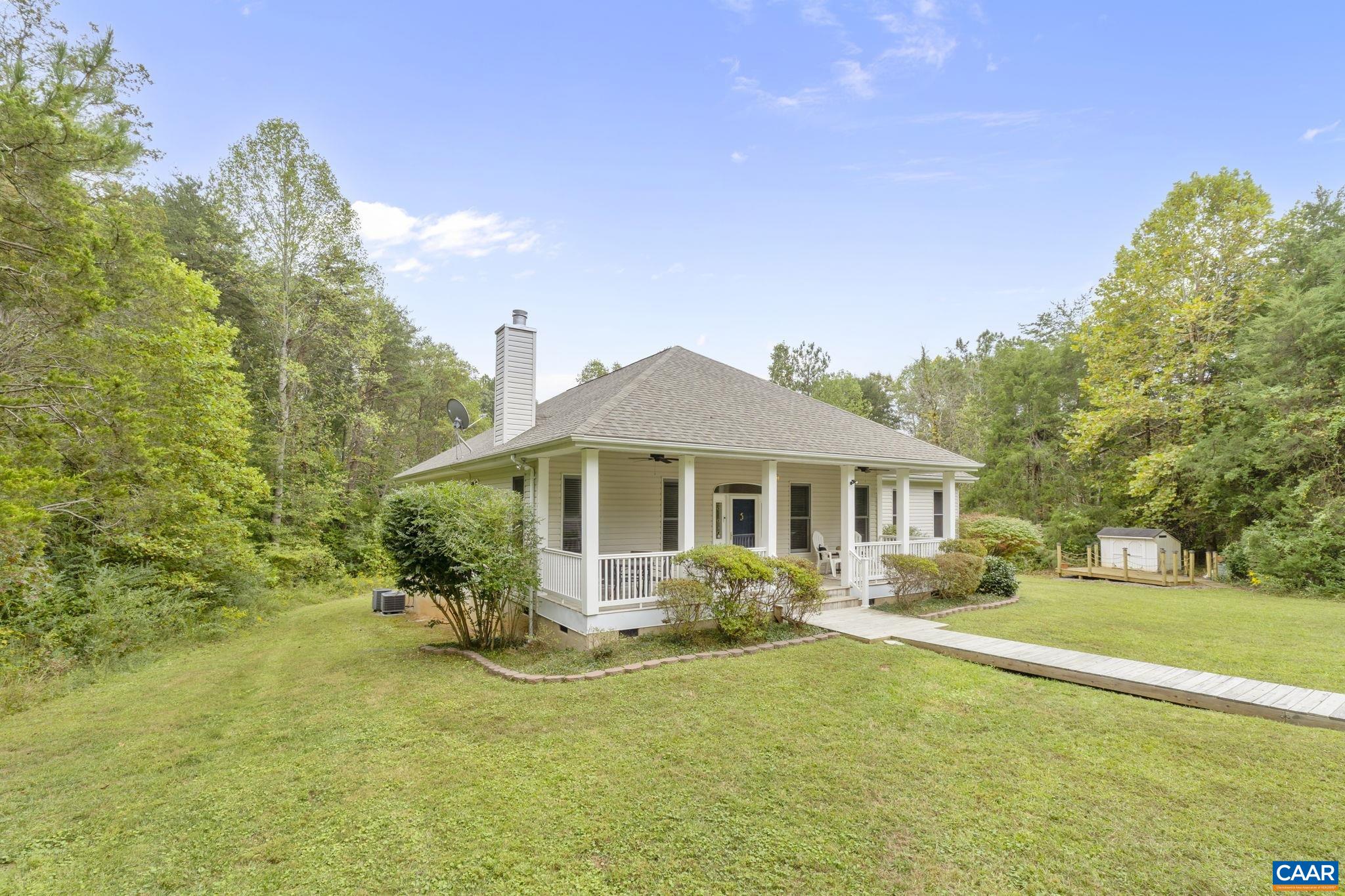 47 HOLLY SPRINGS DR