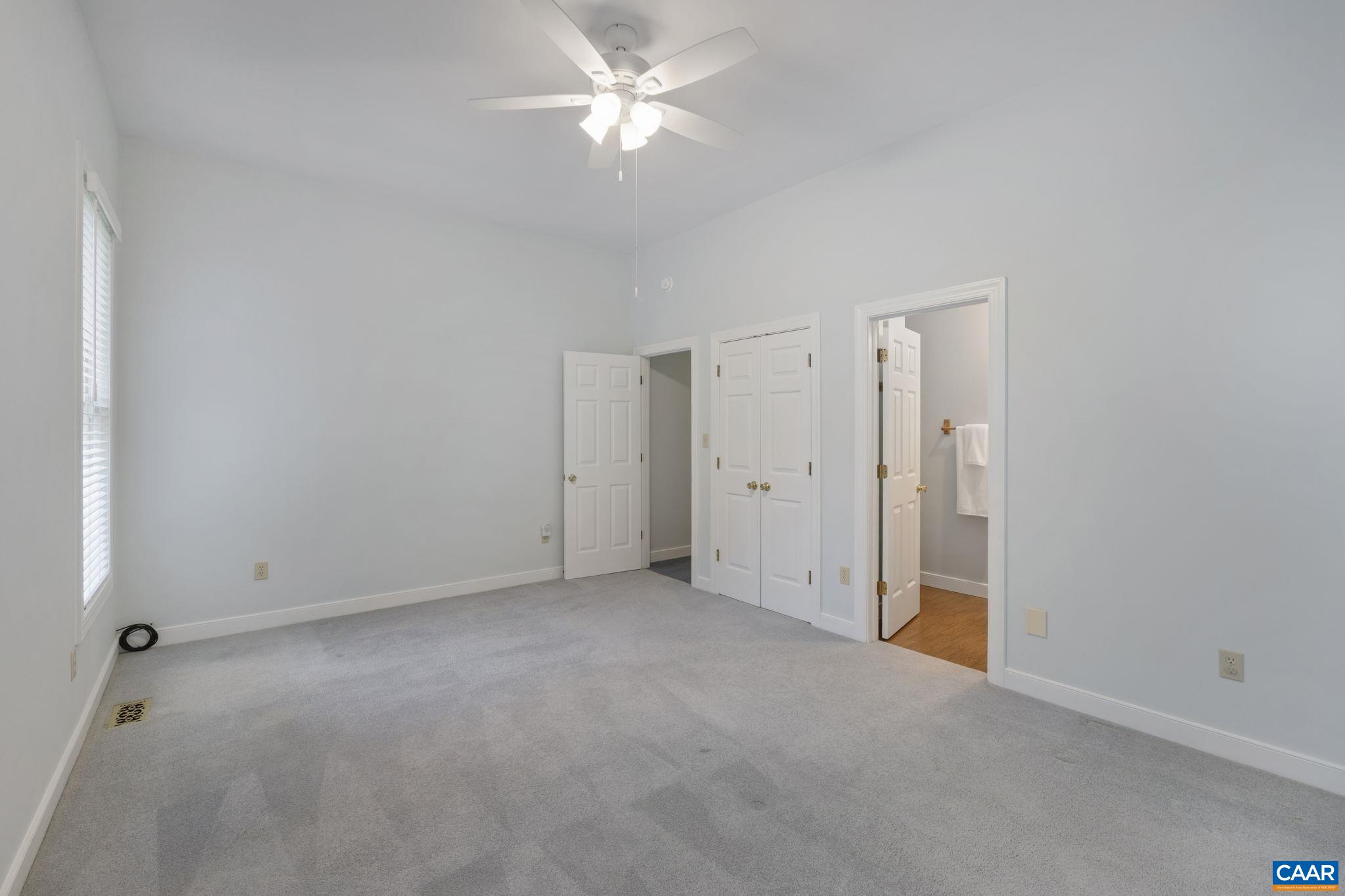 47 HOLLY SPRINGS DR