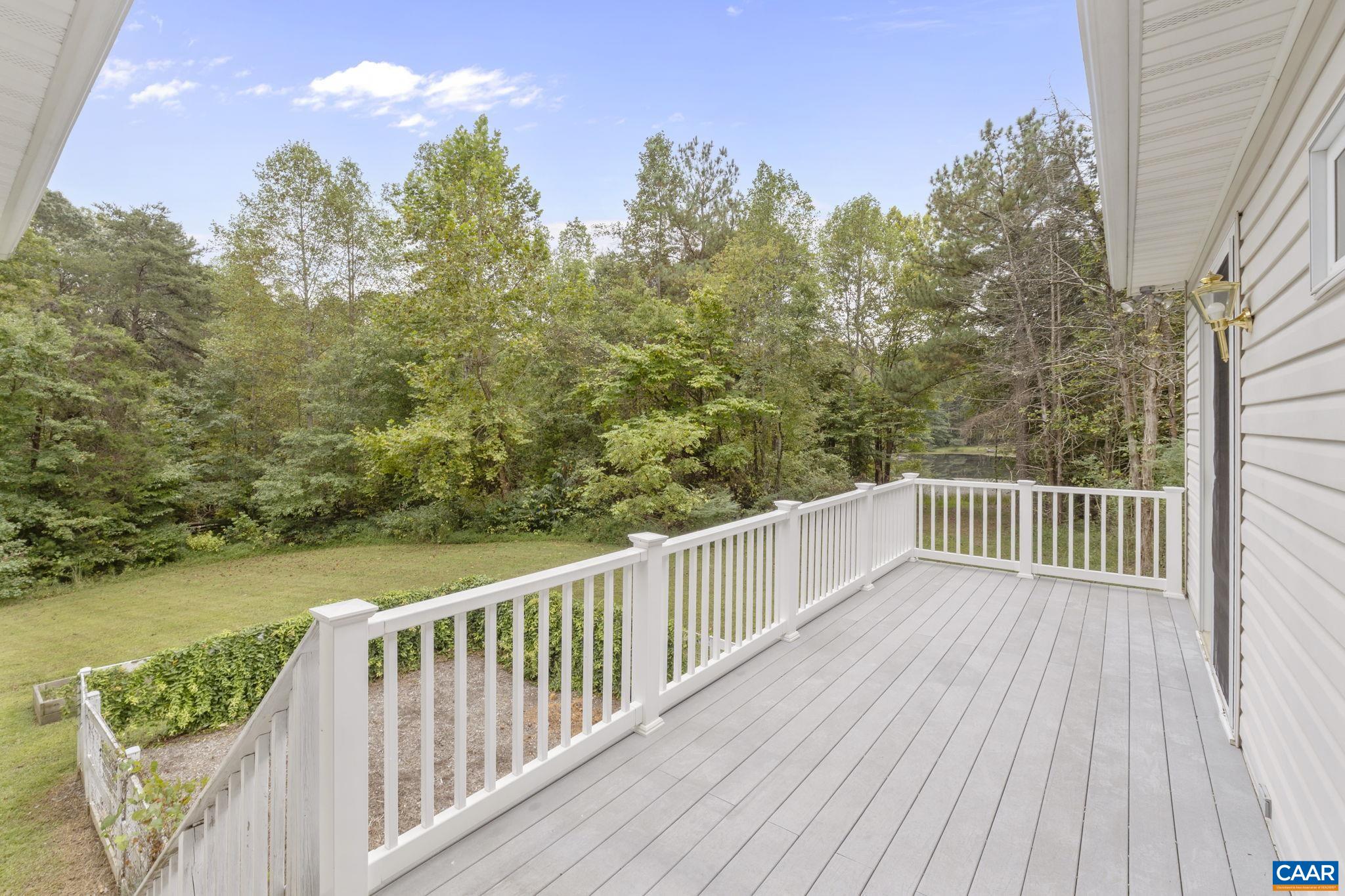 47 HOLLY SPRINGS DR