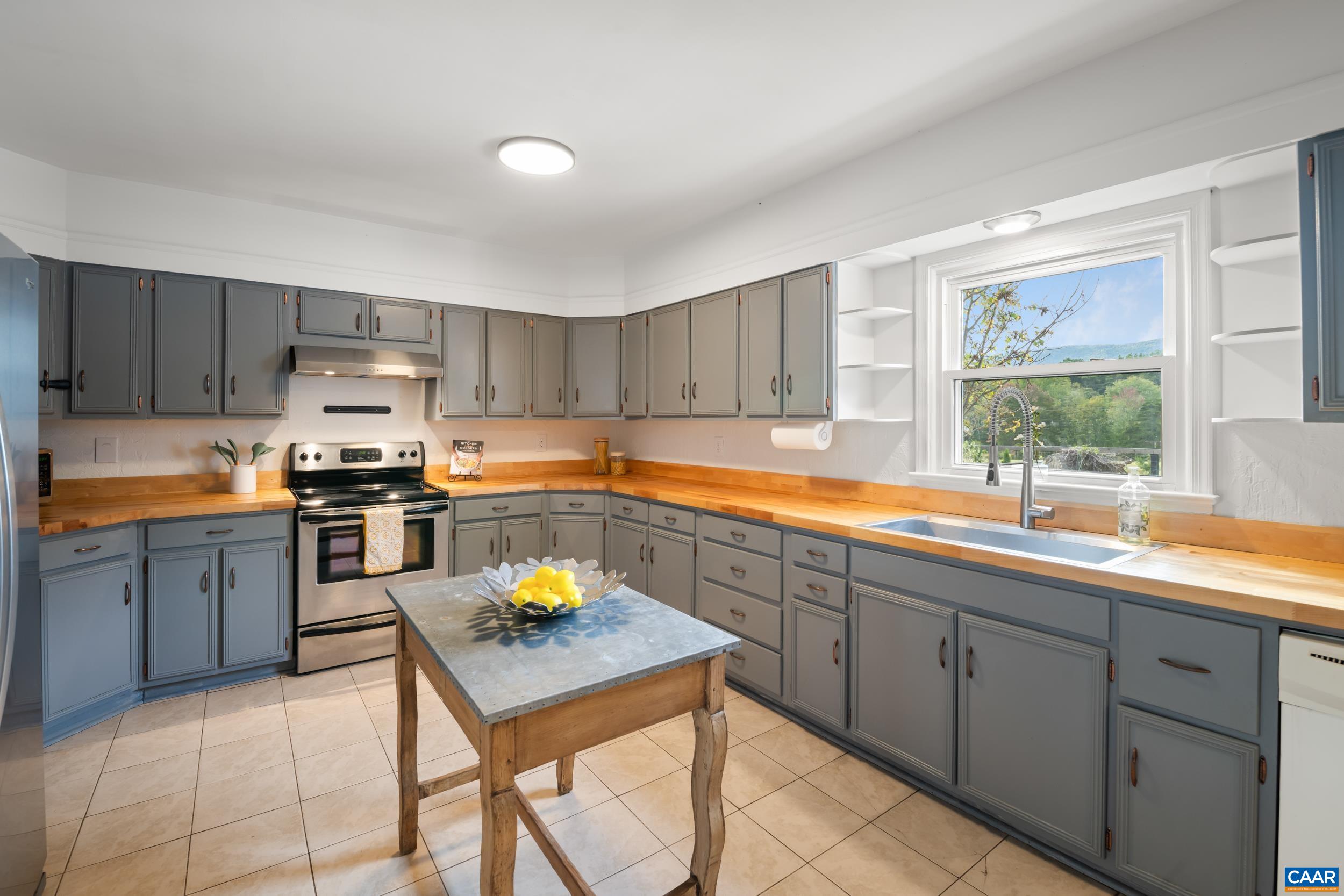 88 WINDHAVEN LN