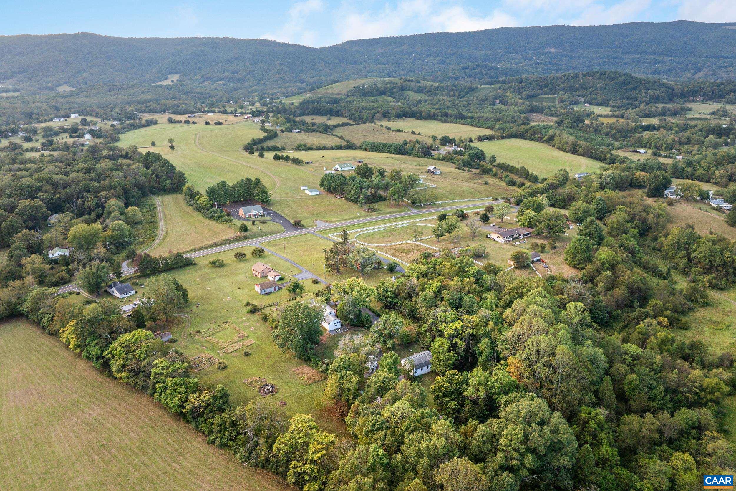 88 WINDHAVEN LN