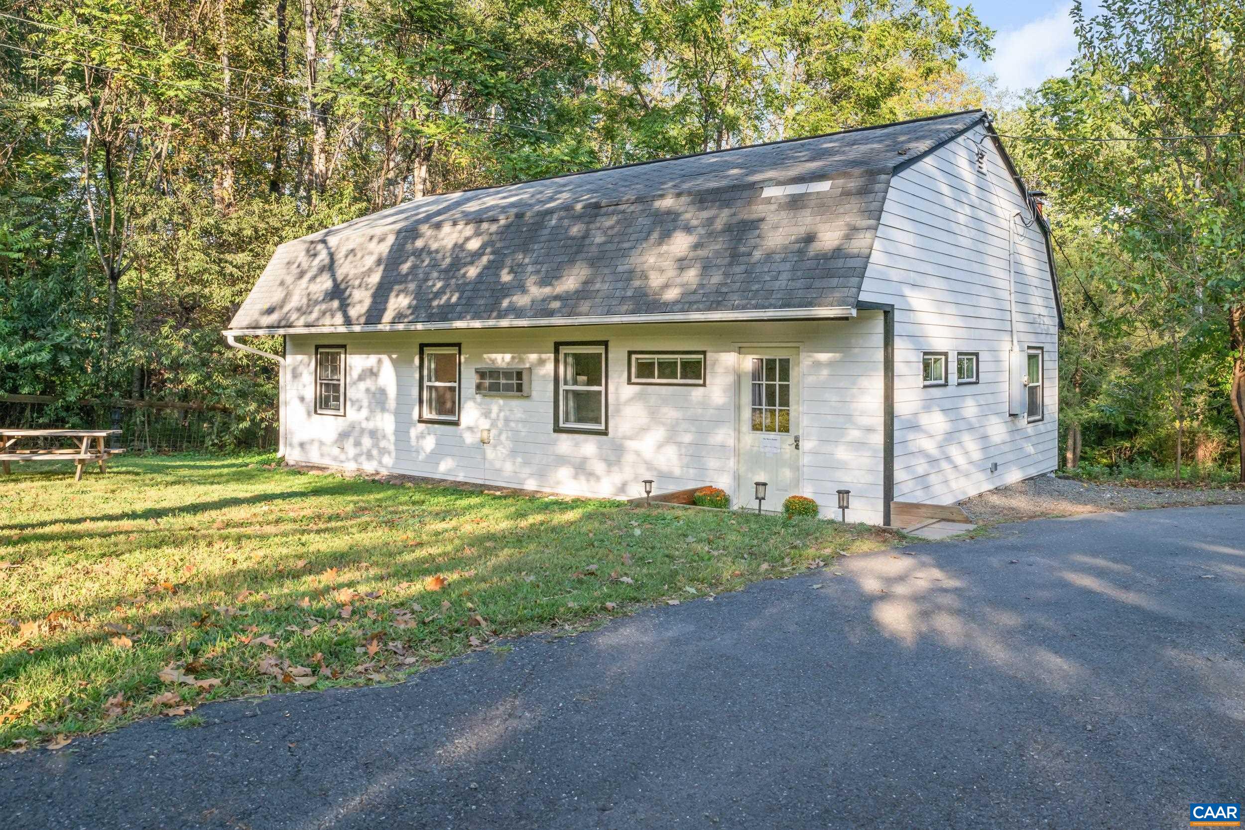 88 WINDHAVEN LN