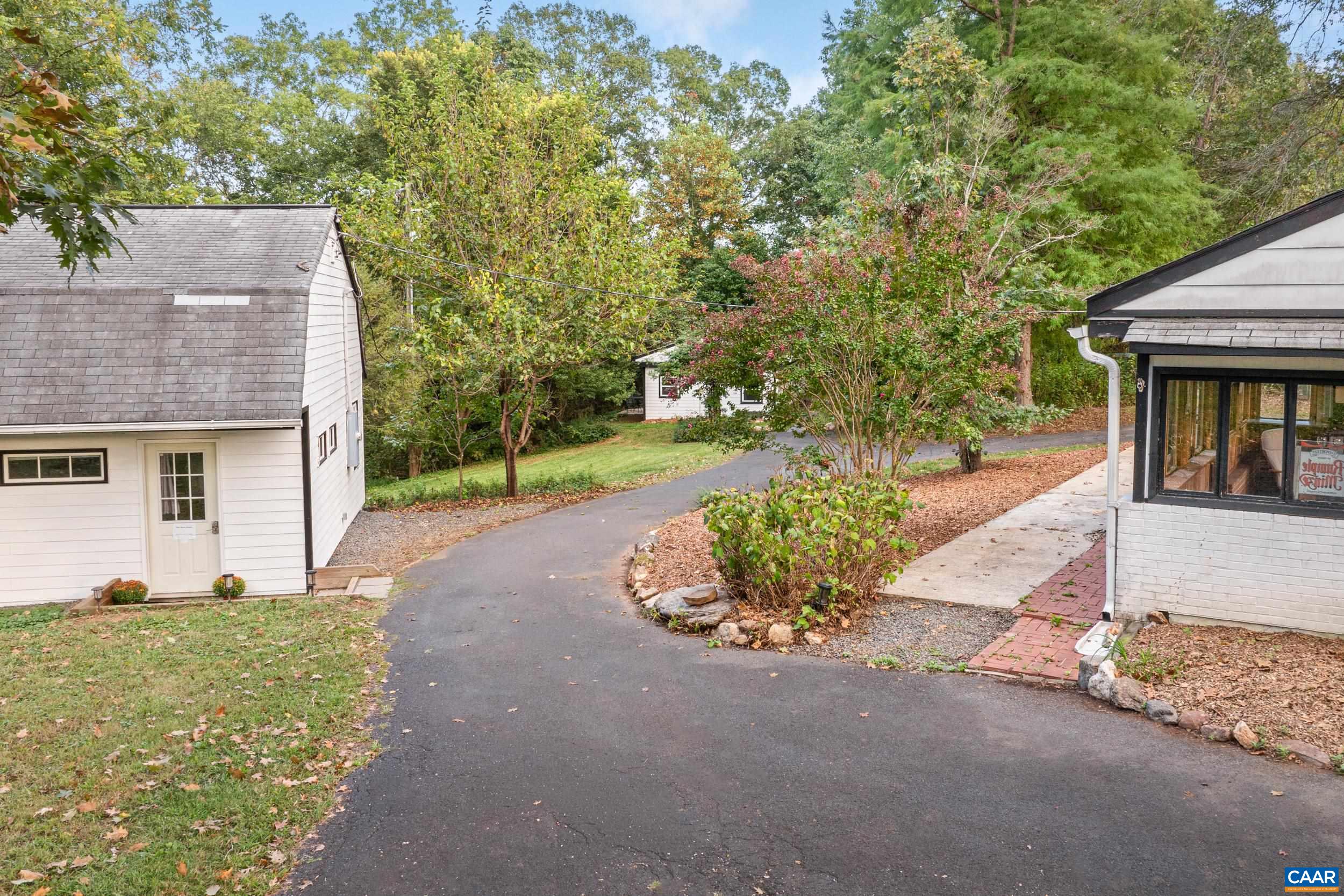 88 WINDHAVEN LN